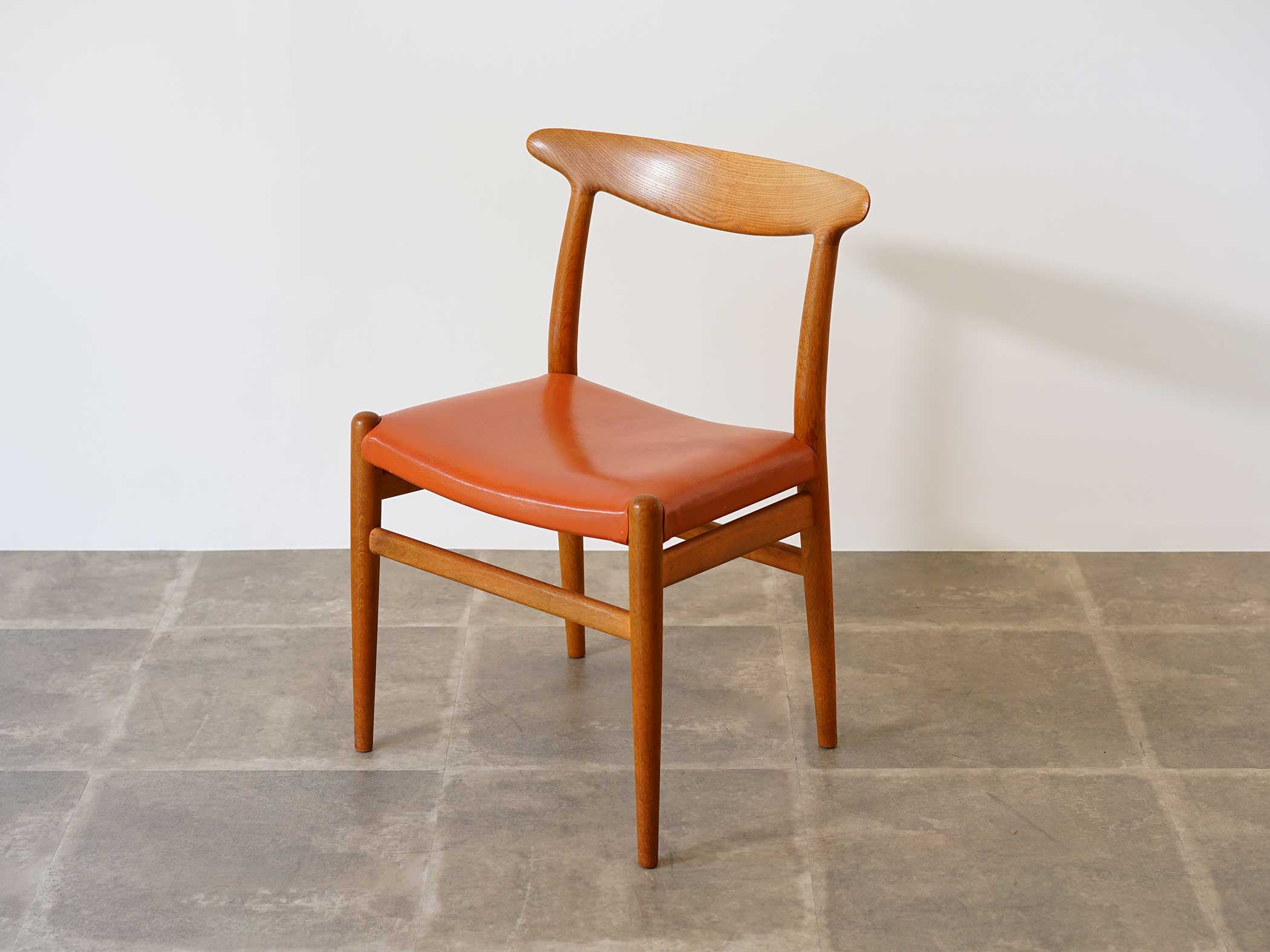 Hans J. Wegner（ハンス・J・ウェグナー) W2 チェア｜ 北欧家具