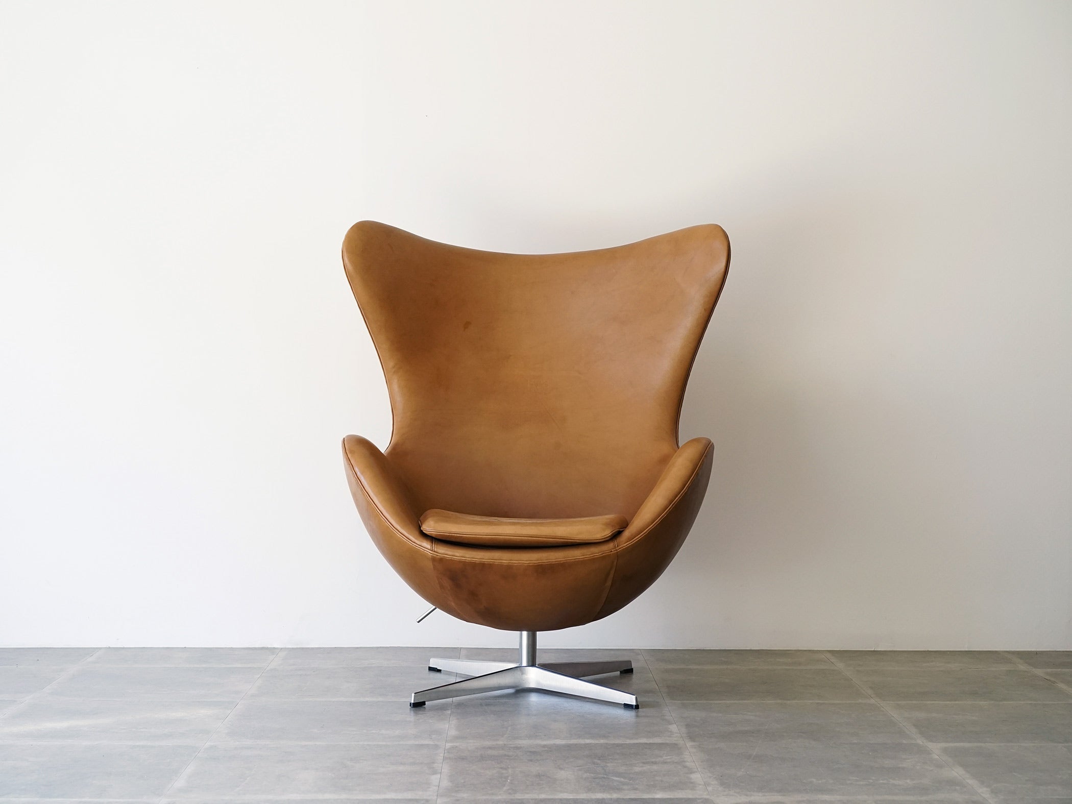 Arne Jacobsen The Egg Chair アルネヤコブセン エッグチェア