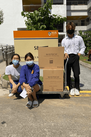 Wistech sponsor mask boxes to NUS School