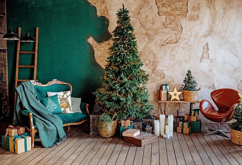 Artistic Christmas Tree Interior Room Decoration Emerald backdrop UK G ...