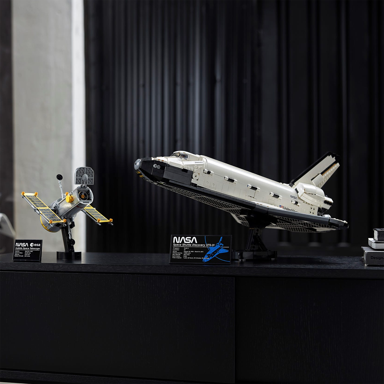 nasa lego space shuttle discovery