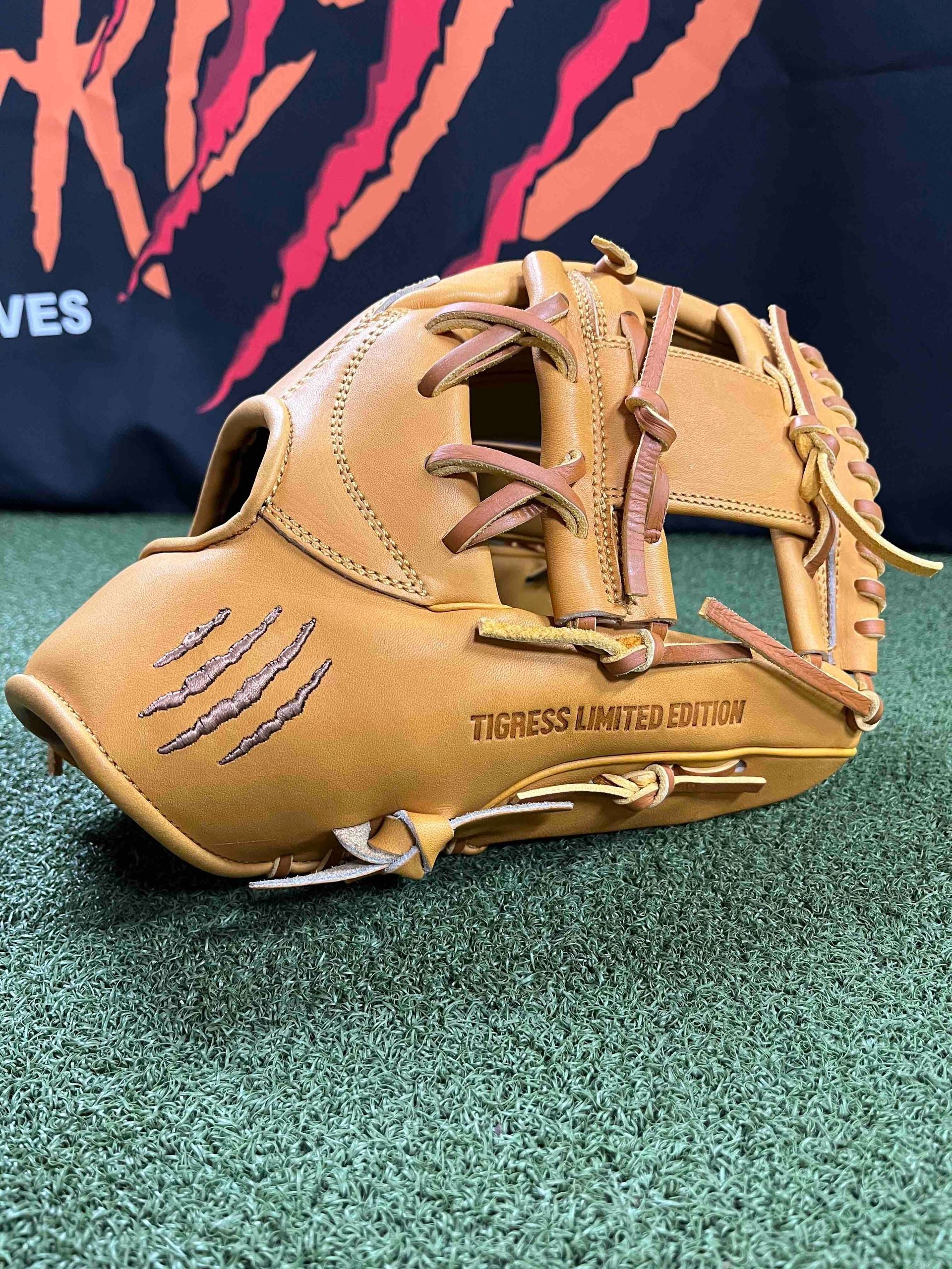 Tigress Gloves cover image