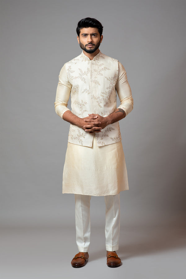 Off-White Embroidered Nehru Jacket With Kurta Set Design by Line by Shamim  Khan at Pernia's Pop Up Shop 2024