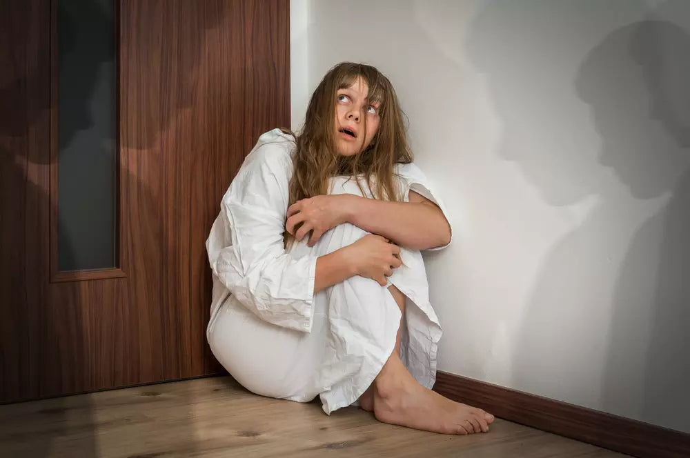 cbd-öl-bei-psychose Frau leidet an einer Psychose