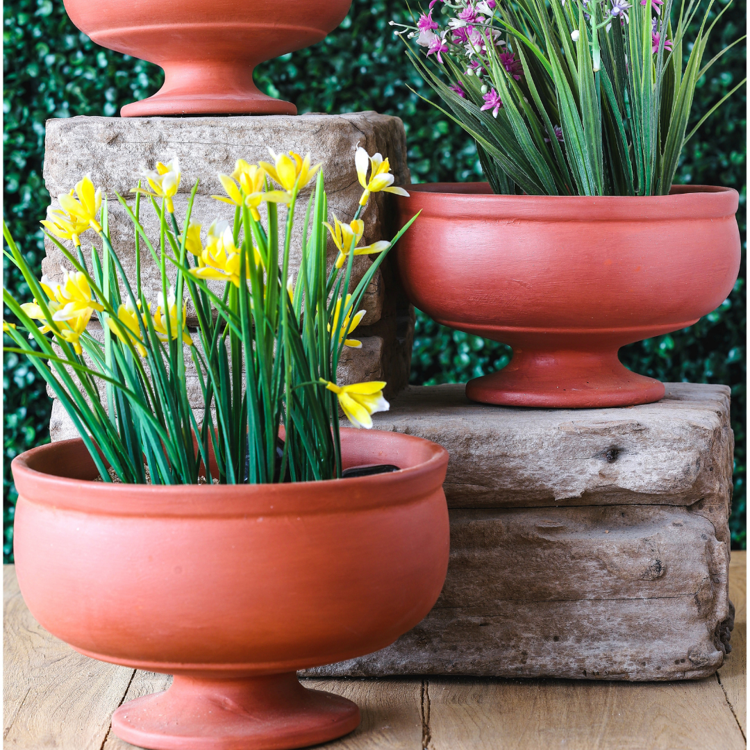 Image of Terracotta planter set of 3 pots