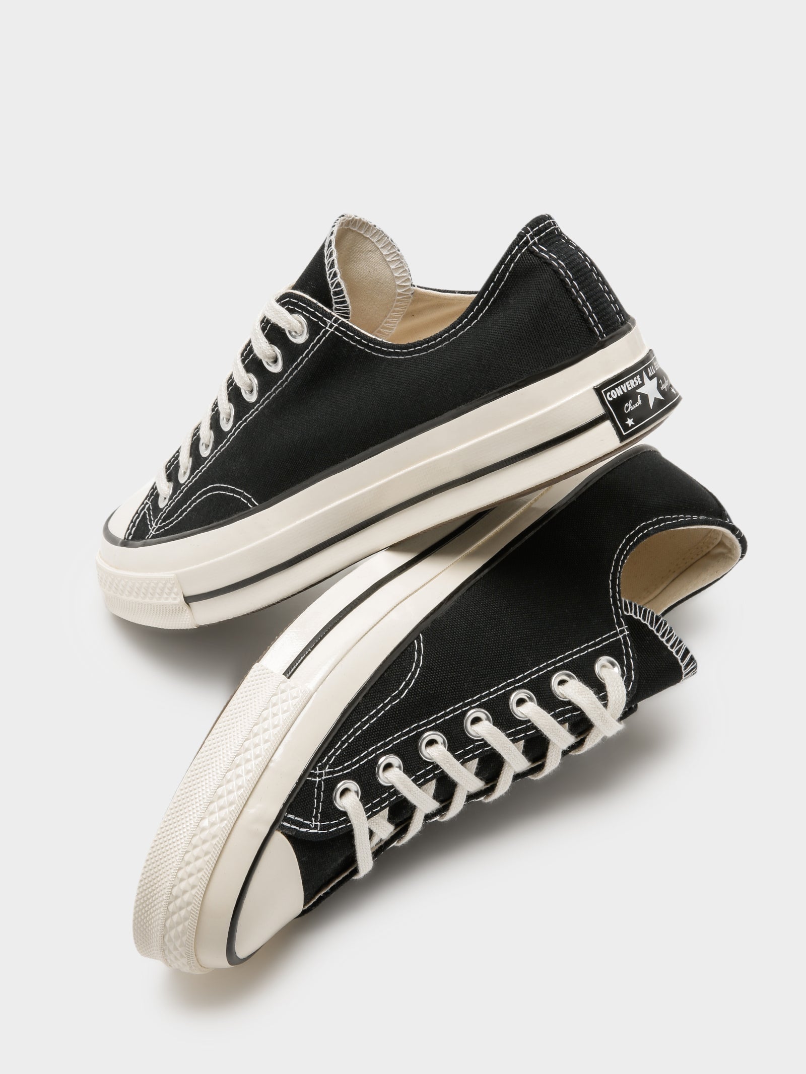 Unisex Chuck Taylor All Star 70 Low Top Sneakers in Black Glue Store