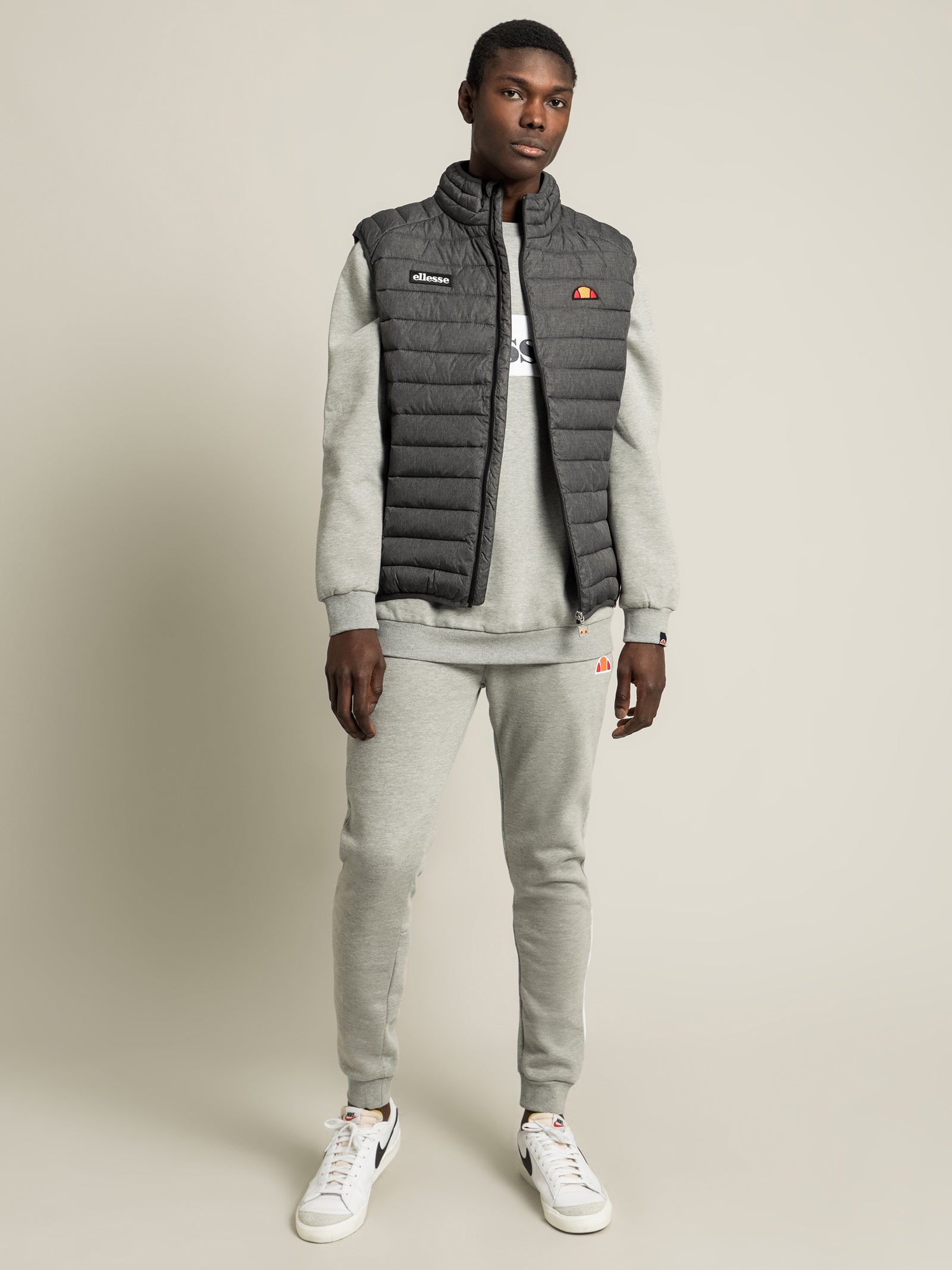 Bardy Puffer Vest in Dark Grey