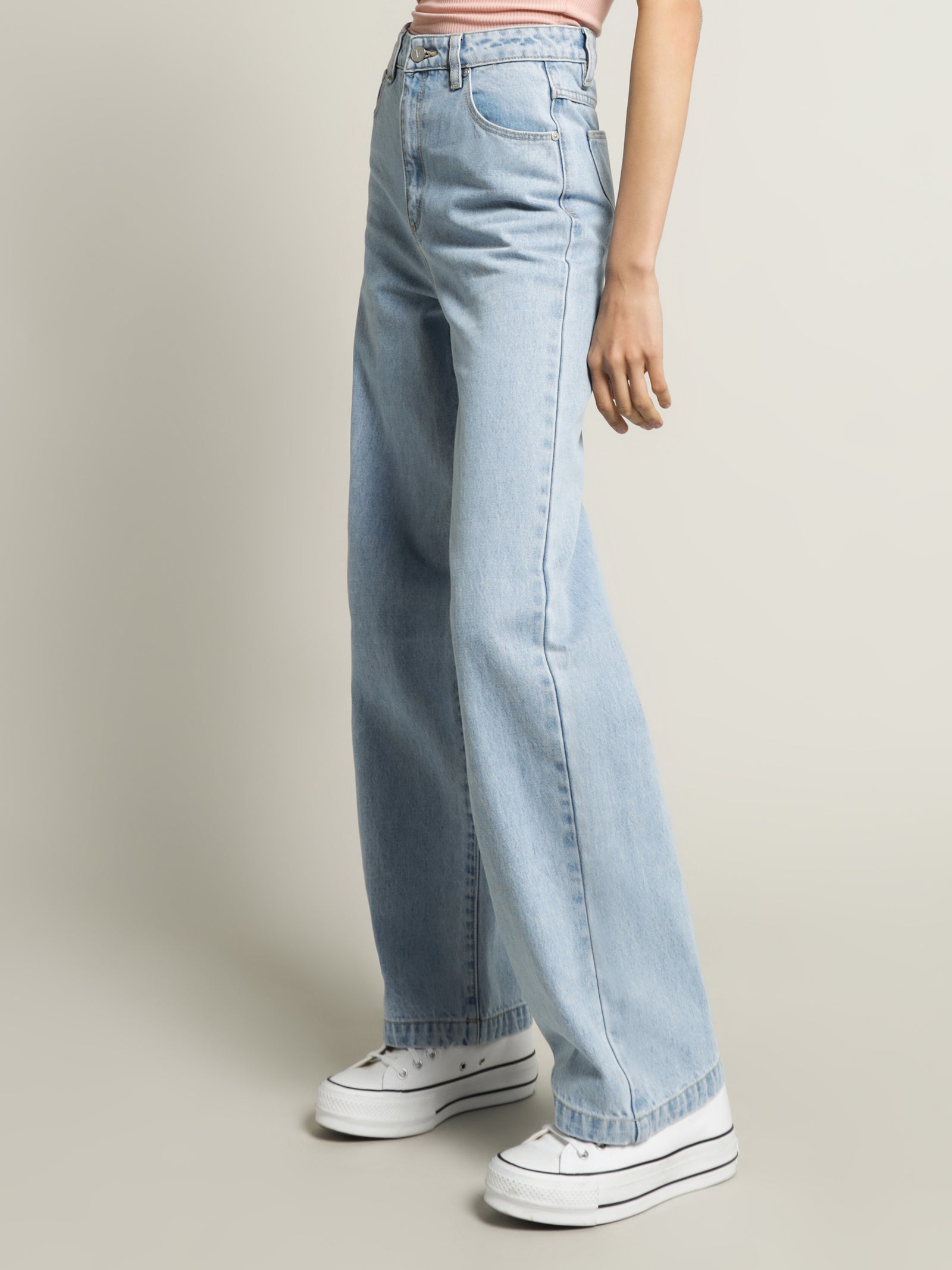 94 High & Wide Jeans in Walk Away Blue