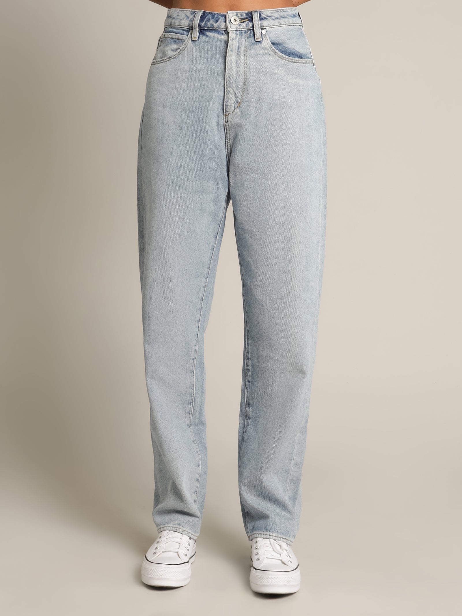 straight leg jeans baggy