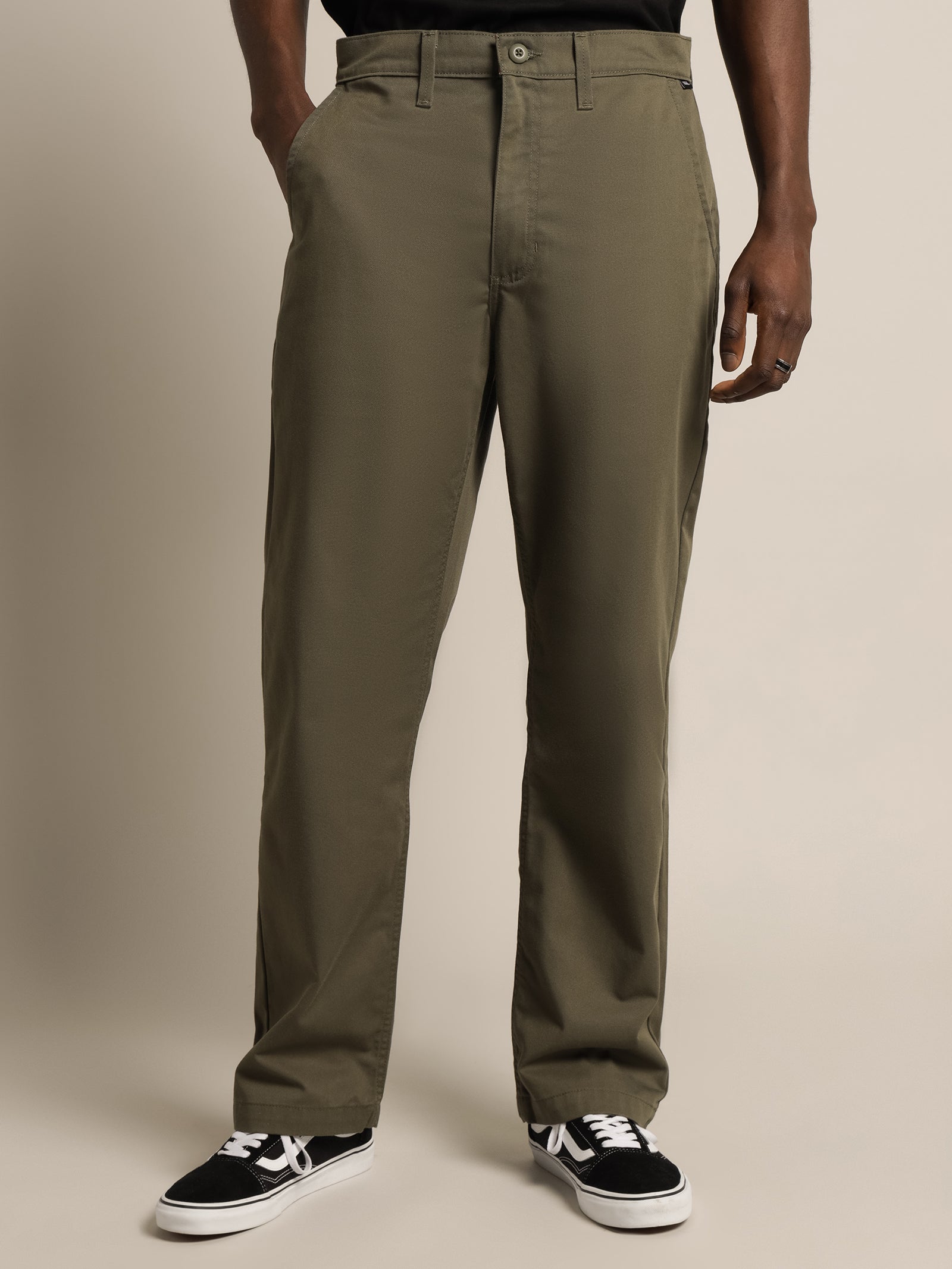 Authentic Slim Chino in Khaki