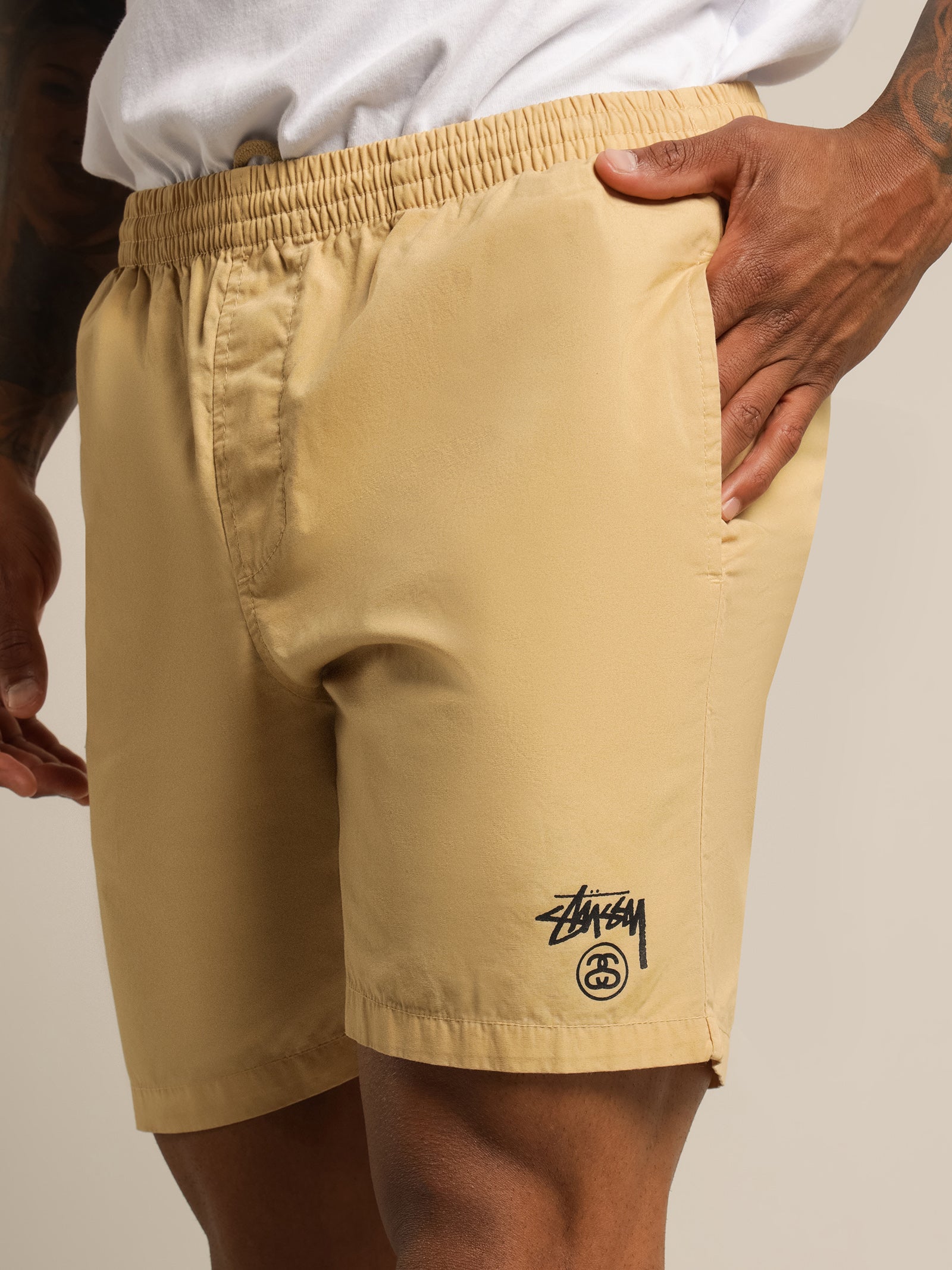 Basic Stock Beachshort in Light Tan