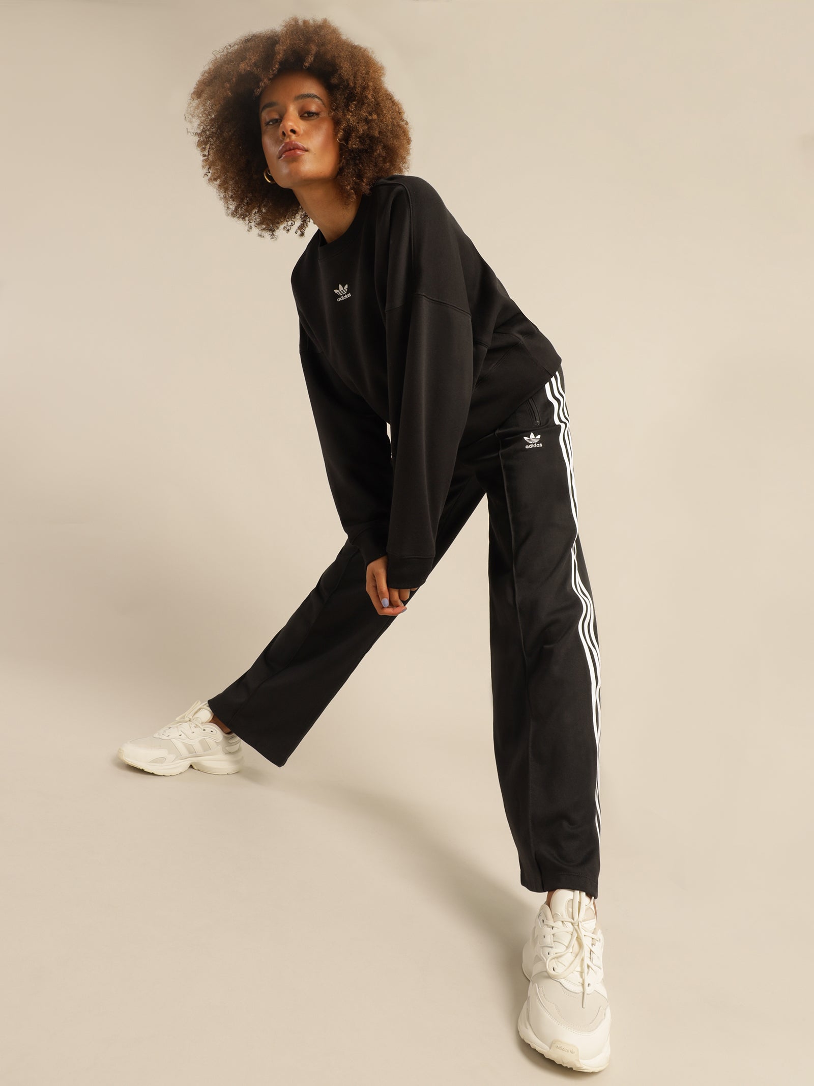 Adicolour Classics Track Pants in Black