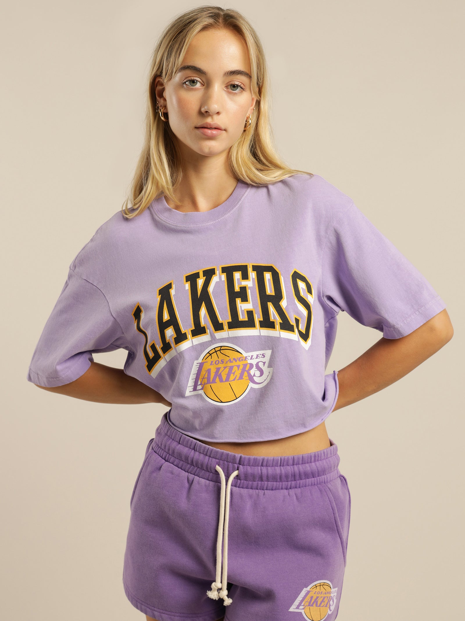 MITCHELL & NESS - CHOP vintage LA LAKERS LOGO TEE in FADED Purple