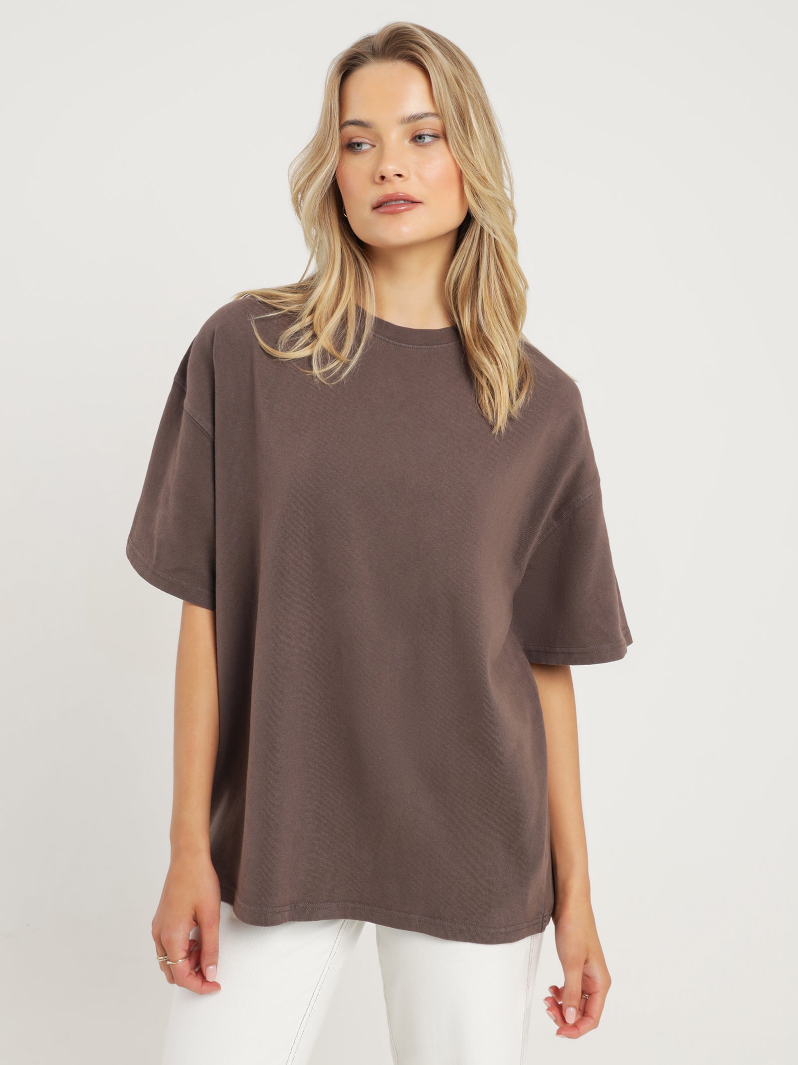 Andy Oversized T-Shirt in Chocolate