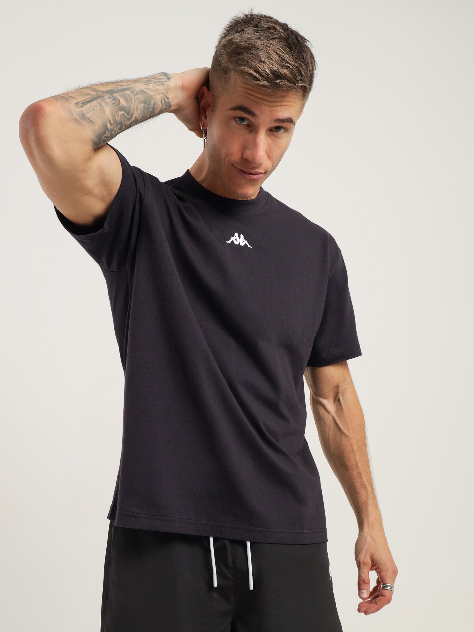 Authentic Hey T-Shirt in Black