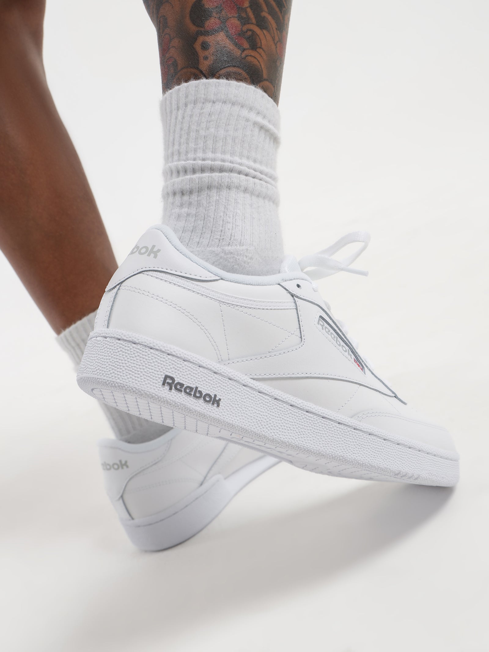 momentum i dag befolkning Unisex Club C 85 Sneakers in White & Grey Leather - Glue Store