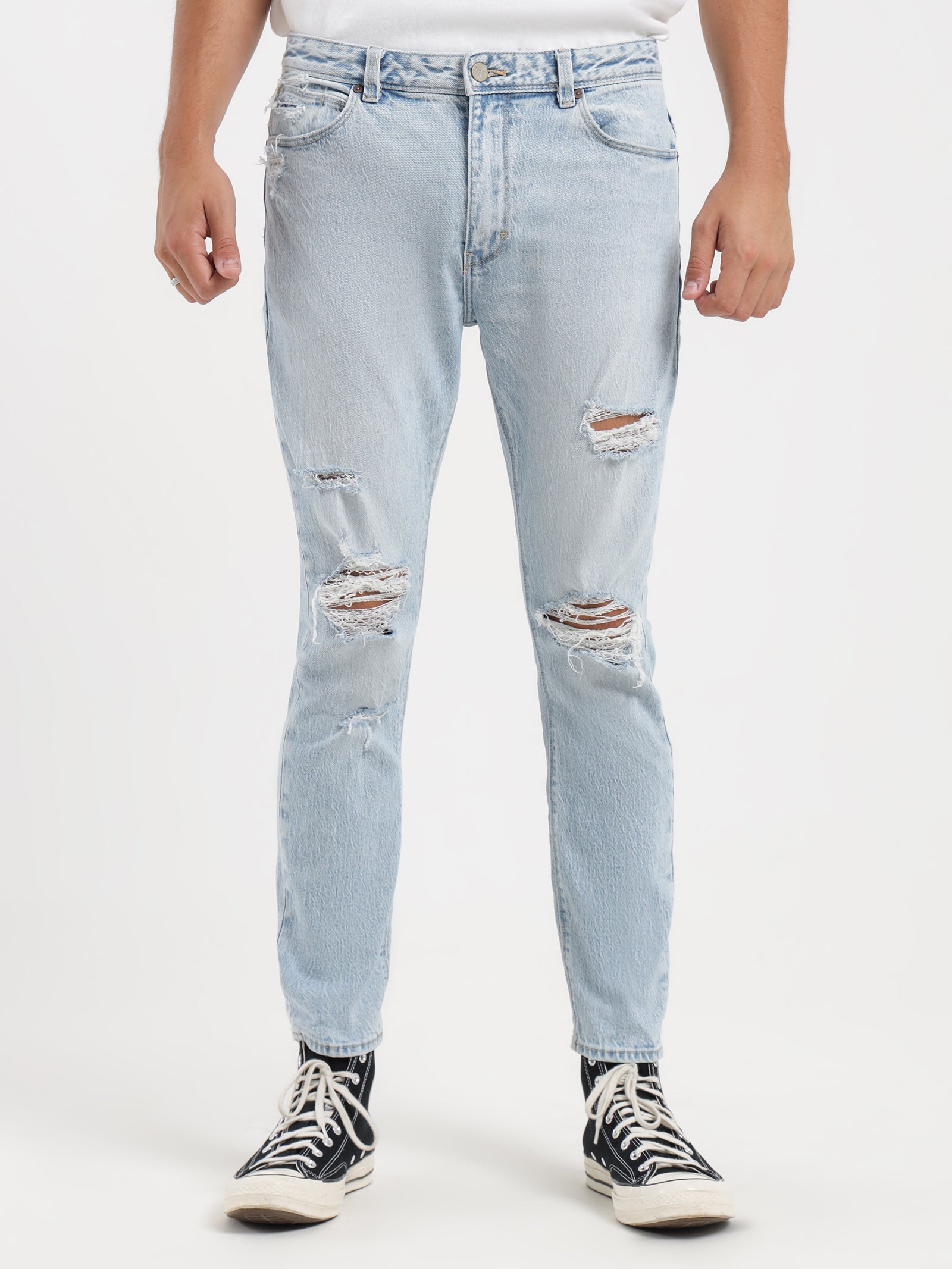 A Dropped Slim Hustle Eco Jeans in Light Blue