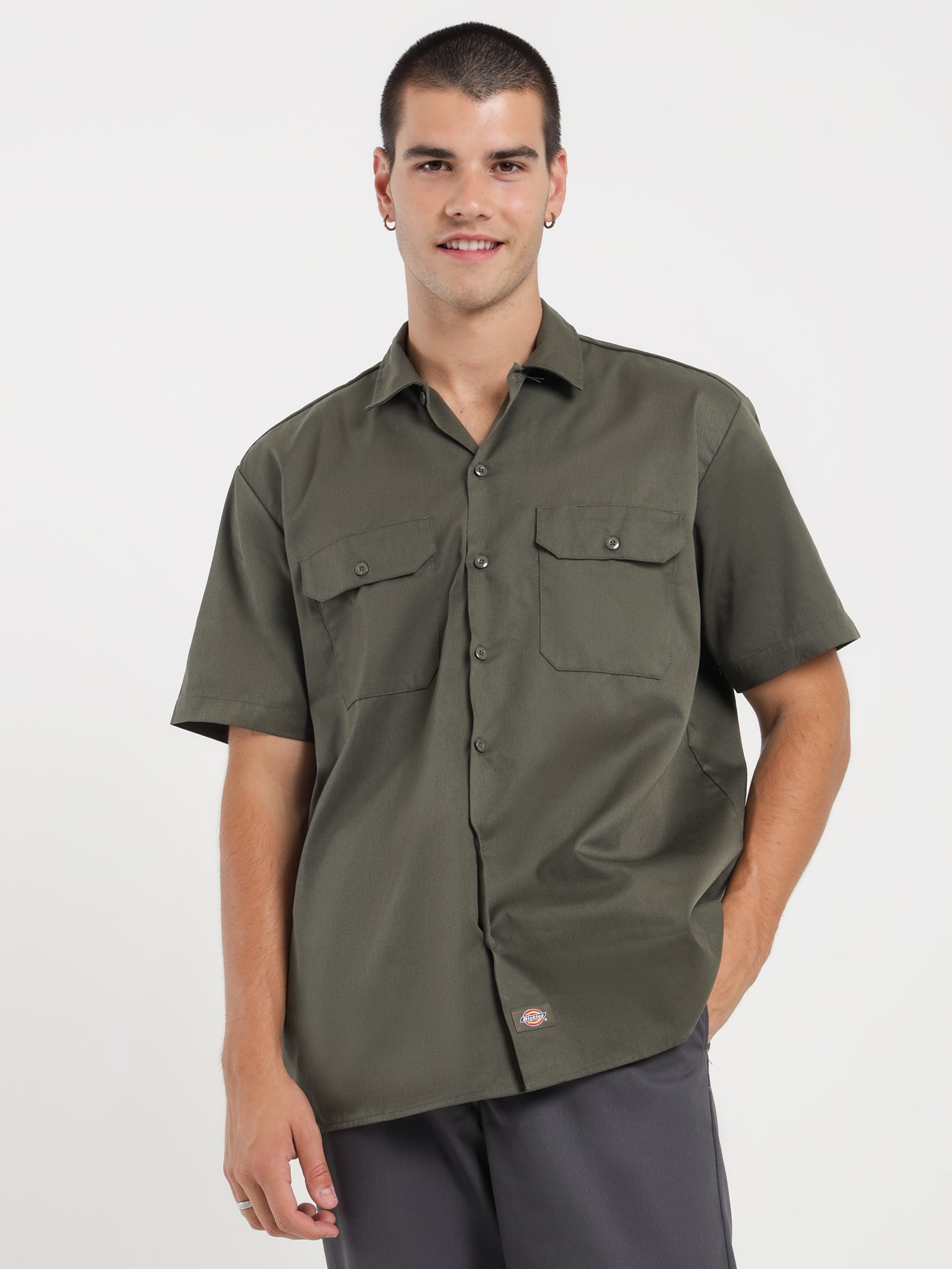 1574 Short Sleeve Shirt in Moss