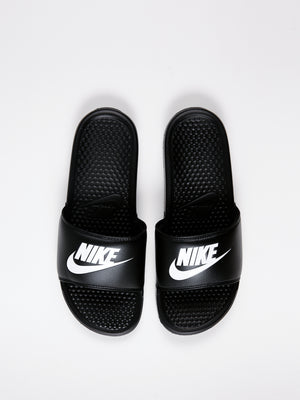 nike men's benassi stores