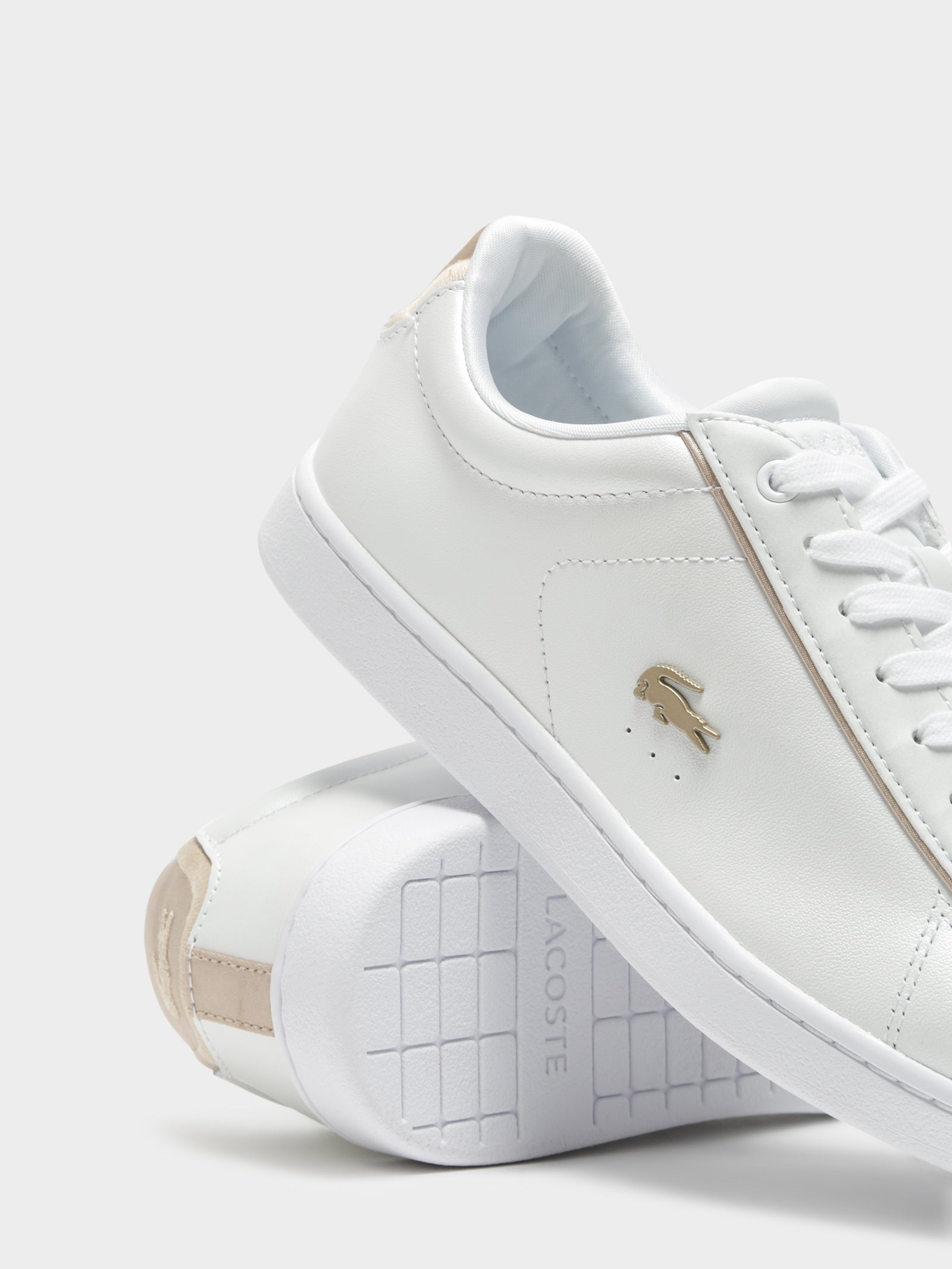 lacoste carnaby evo gold