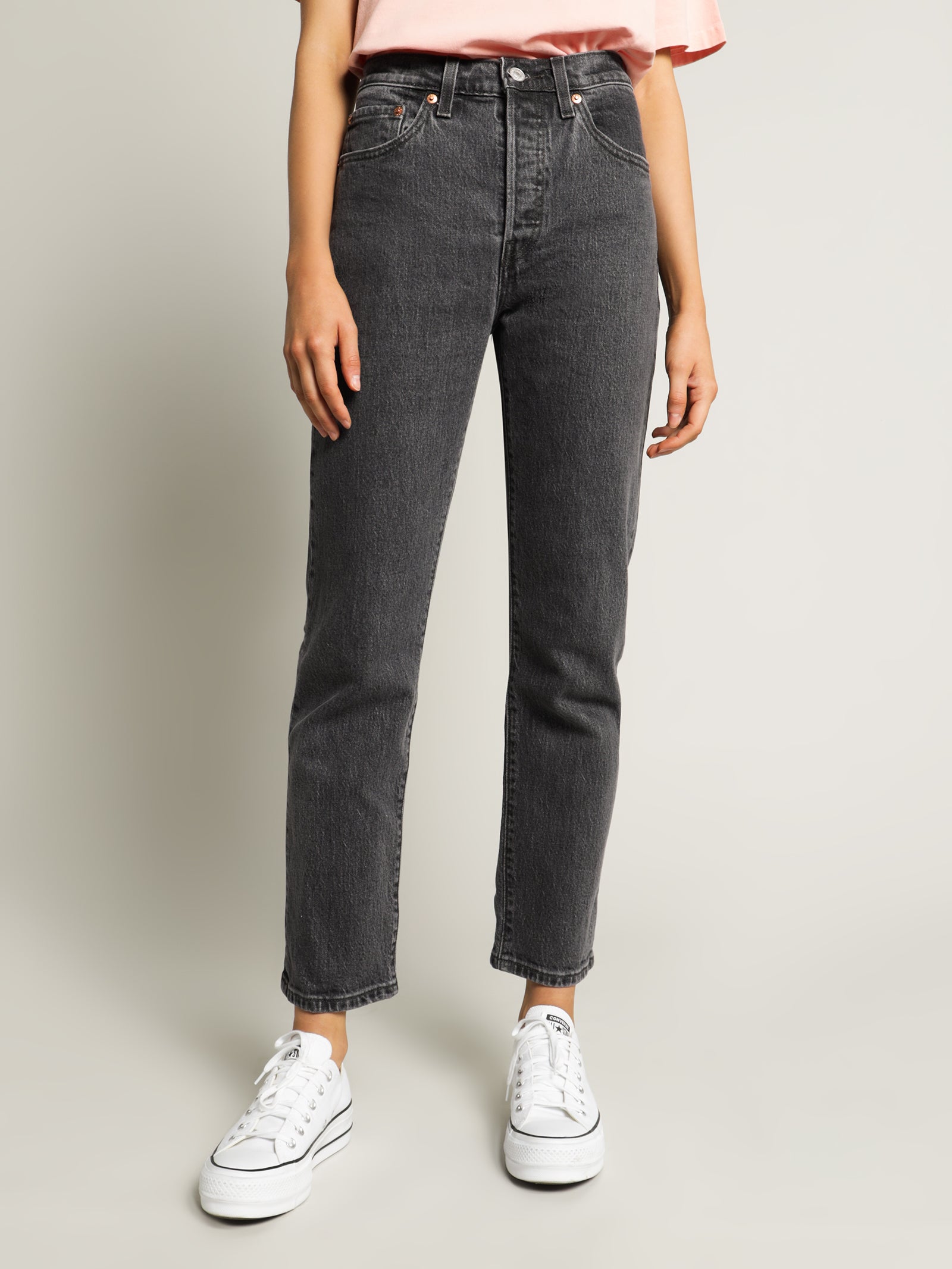 501 Crop Cabo Jeans in Faded Black Denim