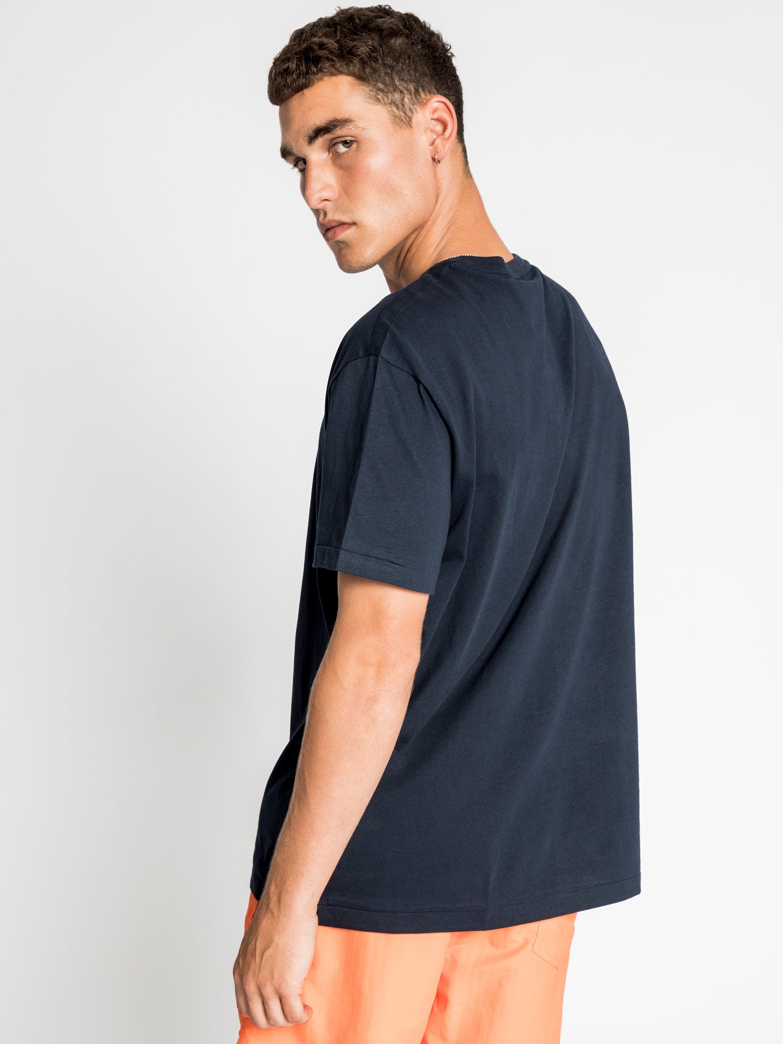 Americana T-Shirt in Navy