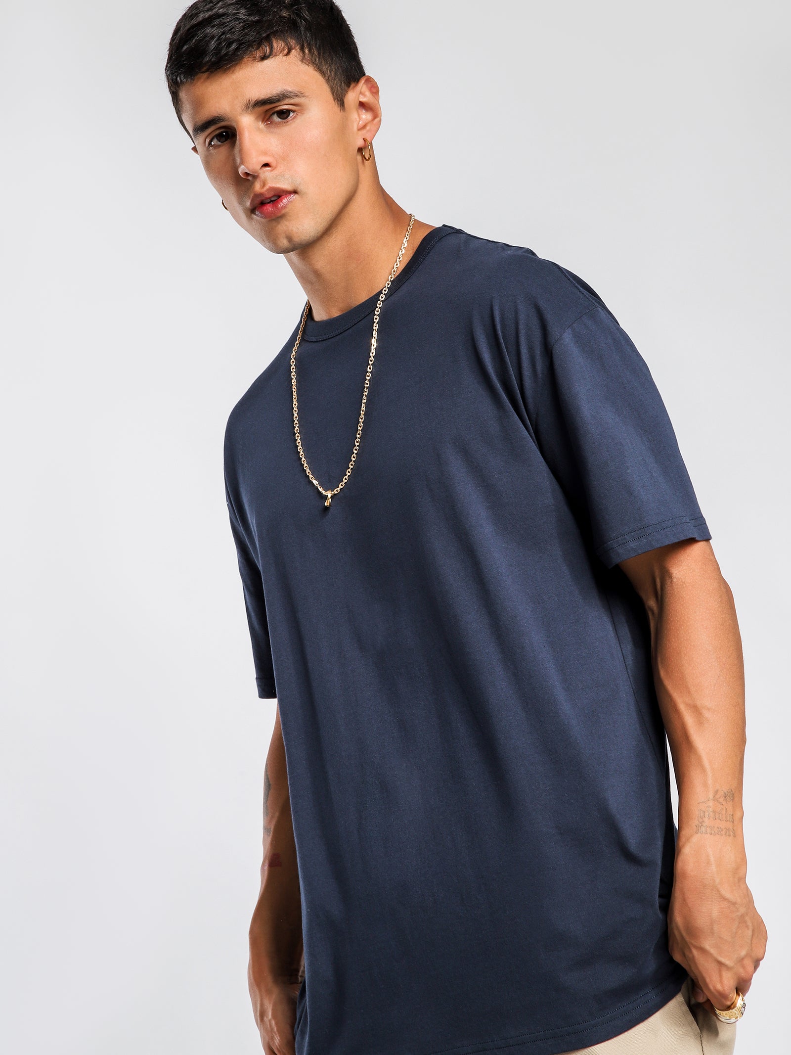 90s Loose Fit Short Sleeve Crew Neck T-Shirt in Navy Blue