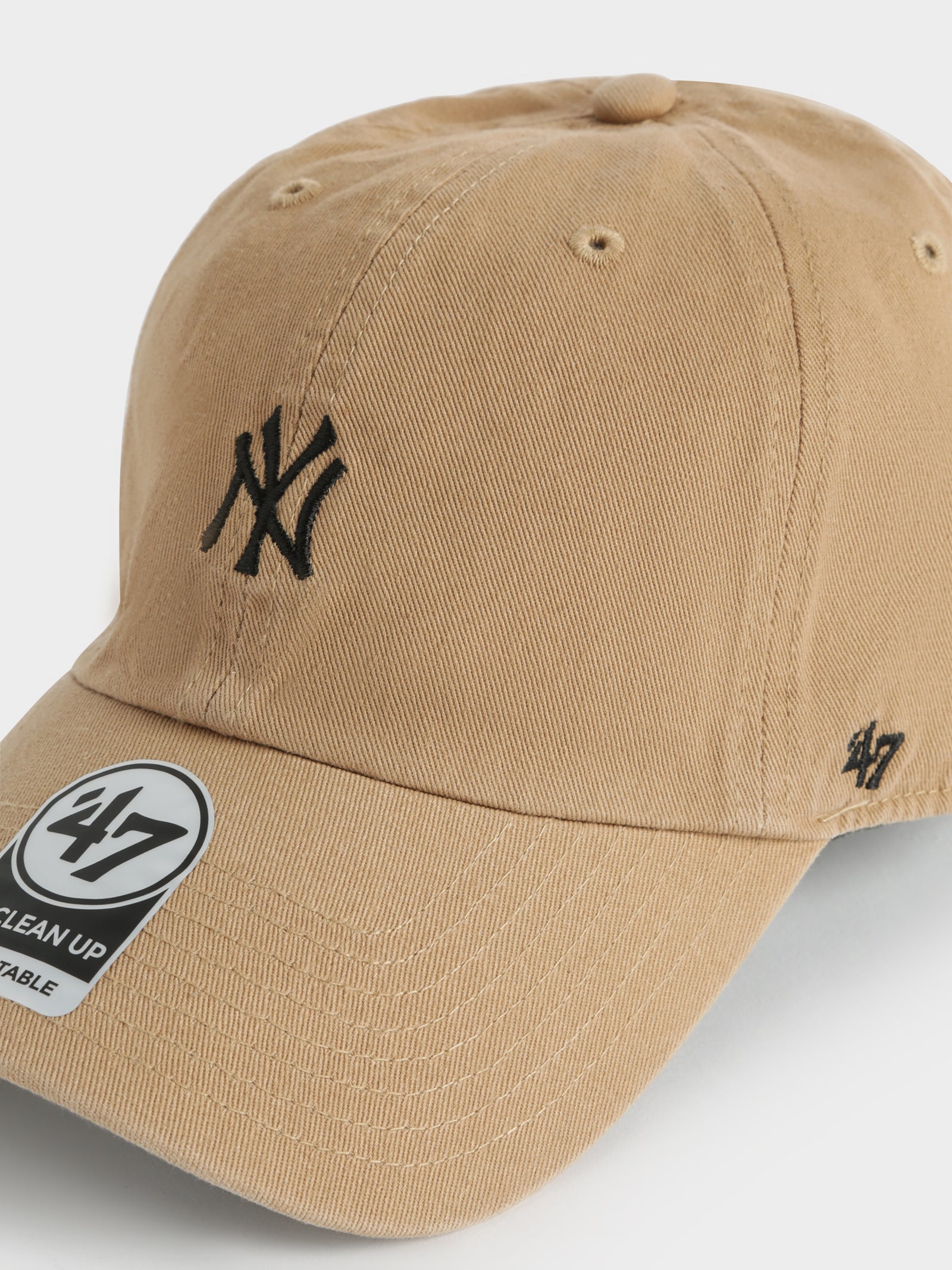 Base Runner Clean Up Strapback Cap in Khaki