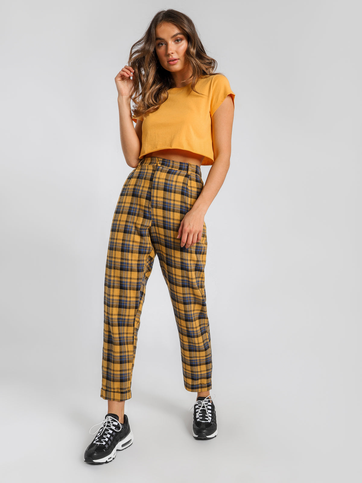 Basic Cropped T-Shirt in Yellow