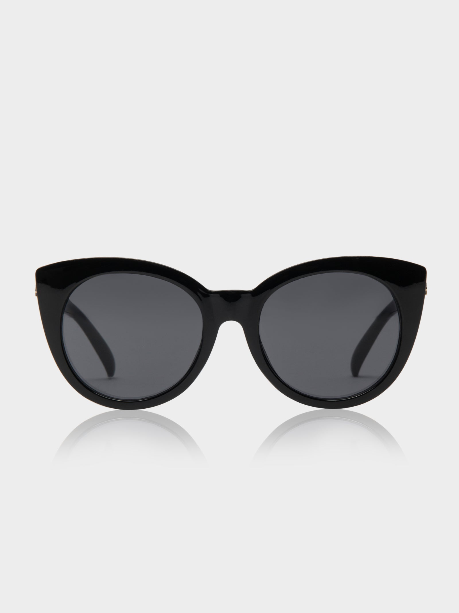 Beatrix Round Cat-Eye Sunglasses in Black