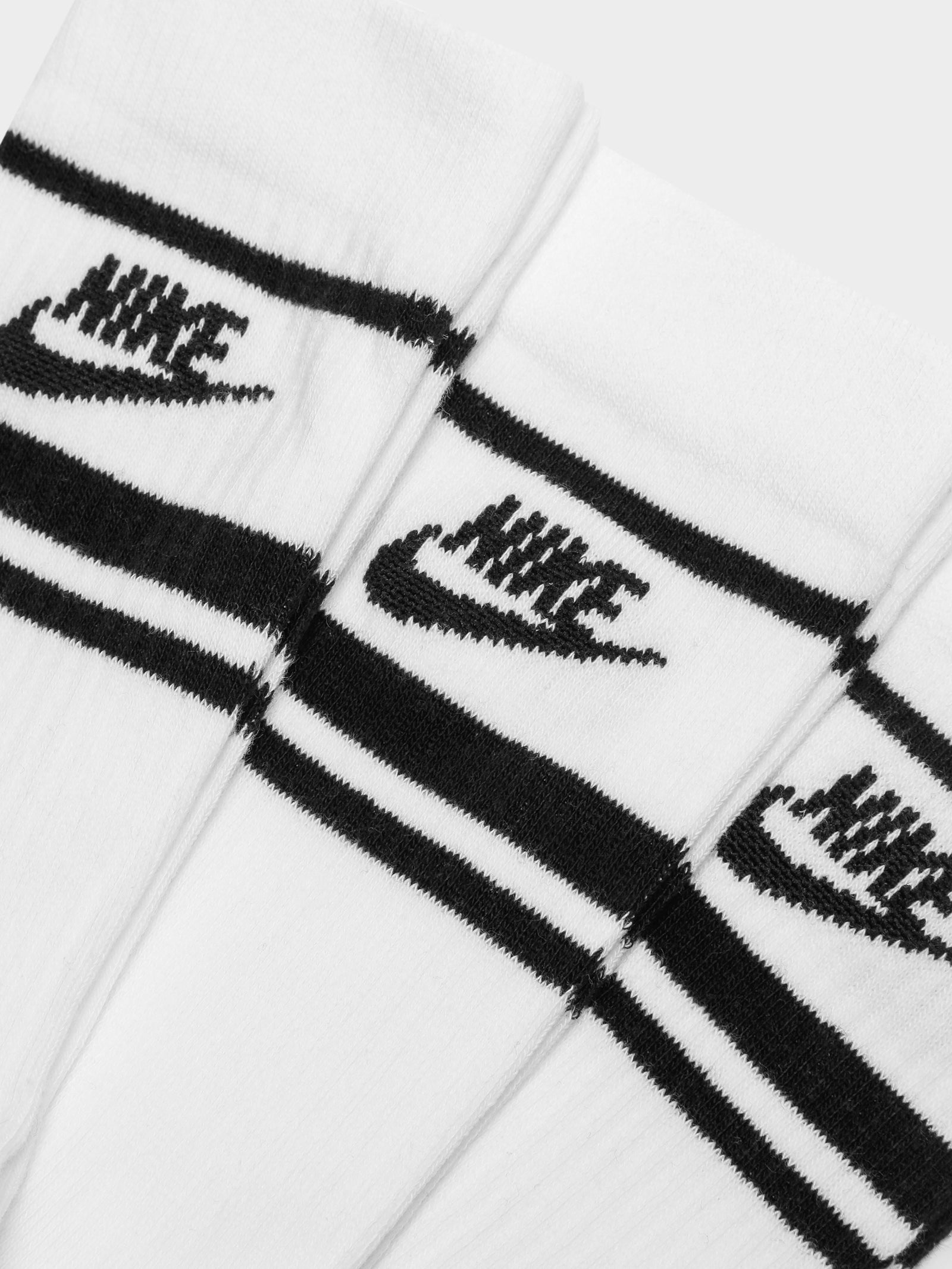 3 Pairs of Essential Crew Socks in White & Black