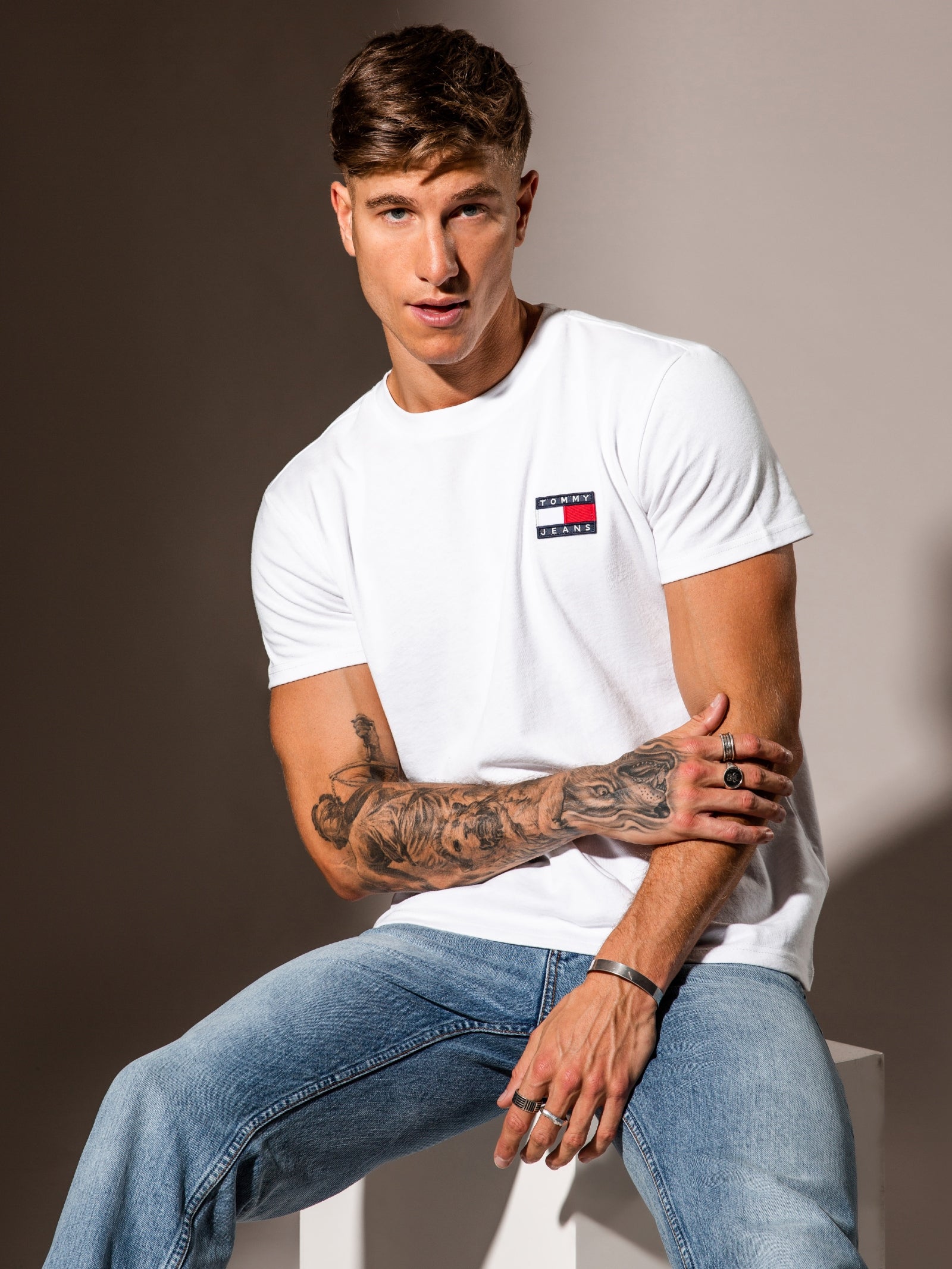 tommy jeans white shirt