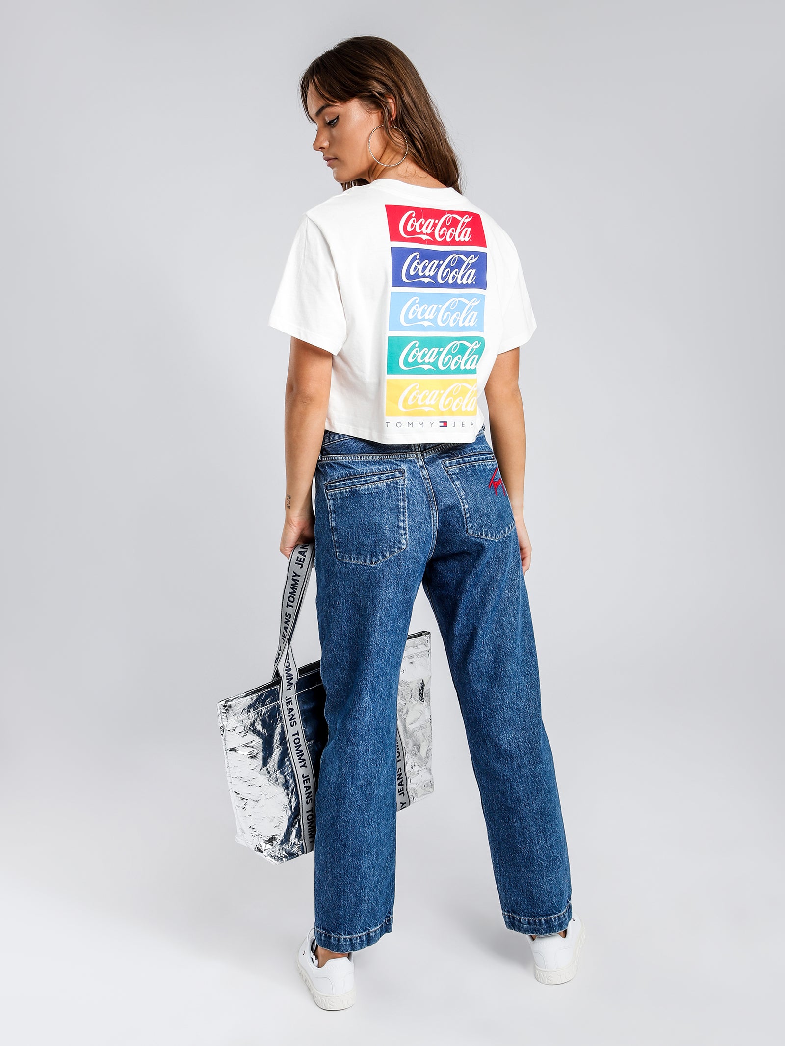 tommy x coca cola repeat tee