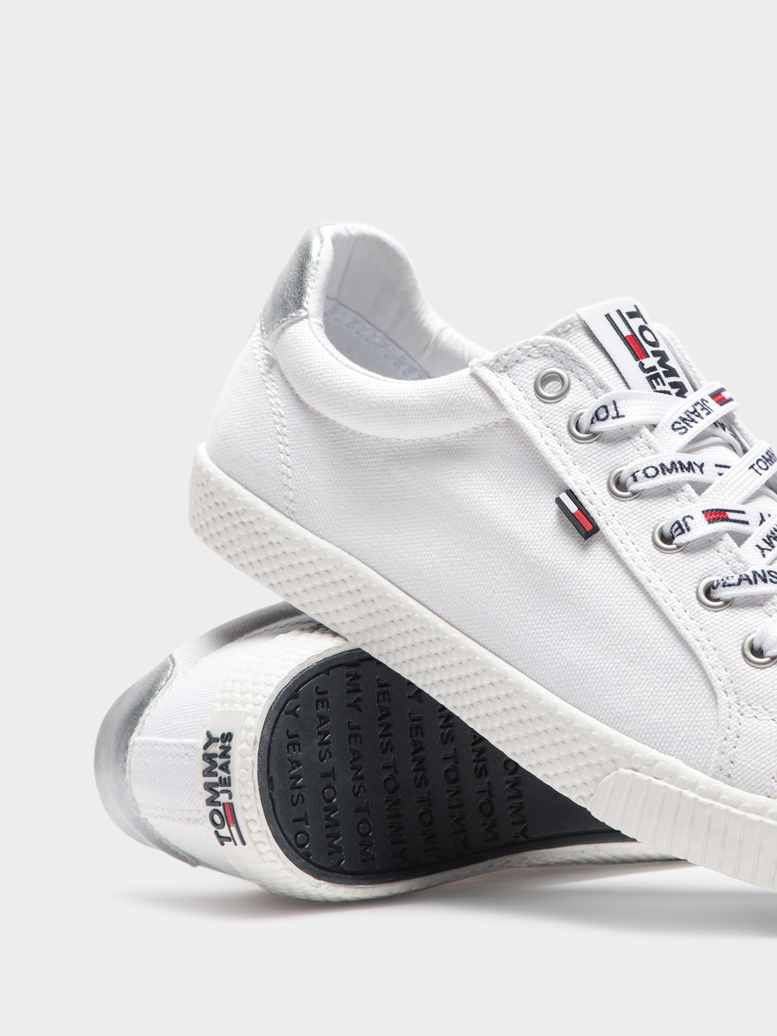 tommy jeans shoes white