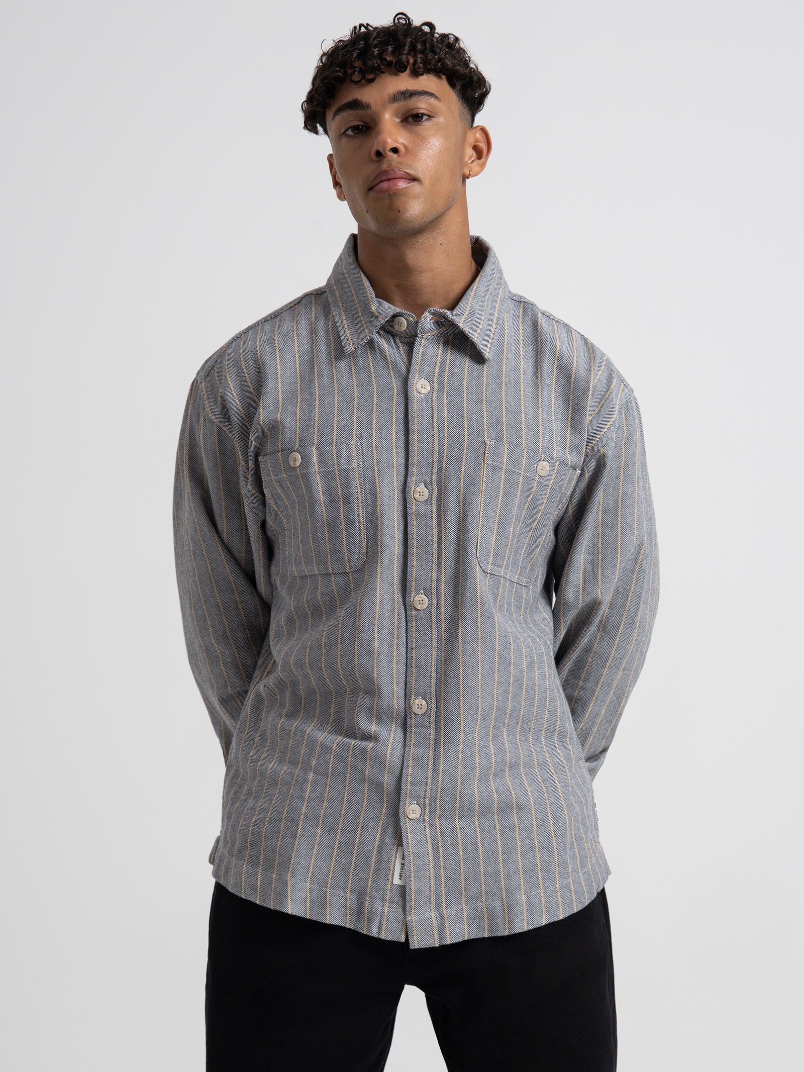 Avery Long Sleeve Shirt in Navy