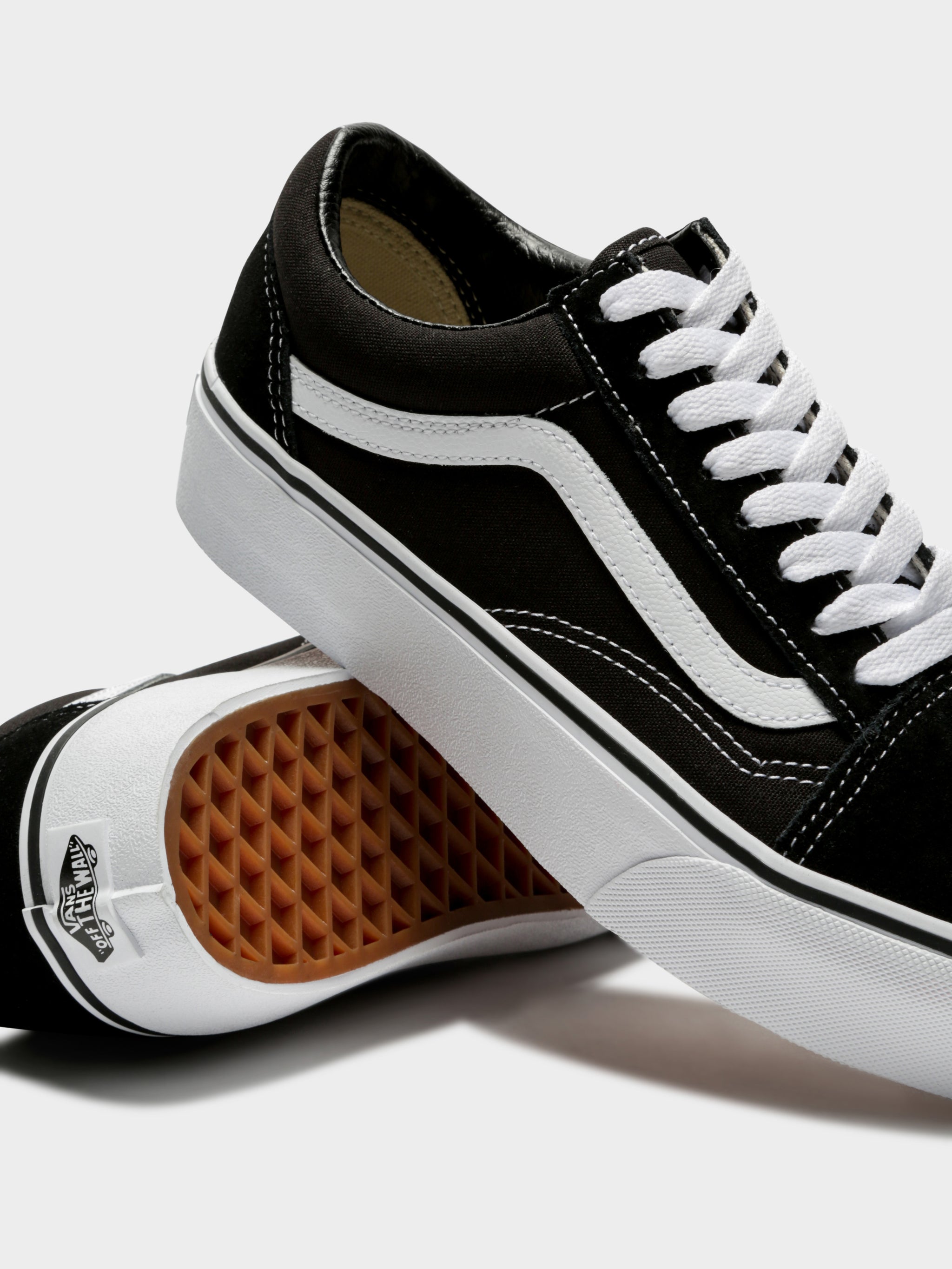 women's vans old skool sneaker