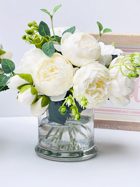 Classy White Dried Arrangement - The Lush Lily - Brisbane & Gold Coast  Florist Flower Delivery - Carindale, Loganholme Brisbane Gold Coast Buy  flowers online