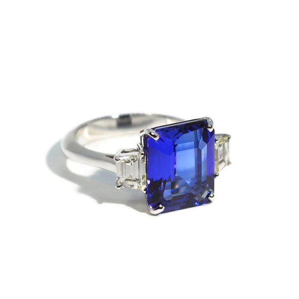 5.49ct Certified Oval Cut Blue Sapphire 14k White Gold Ring
