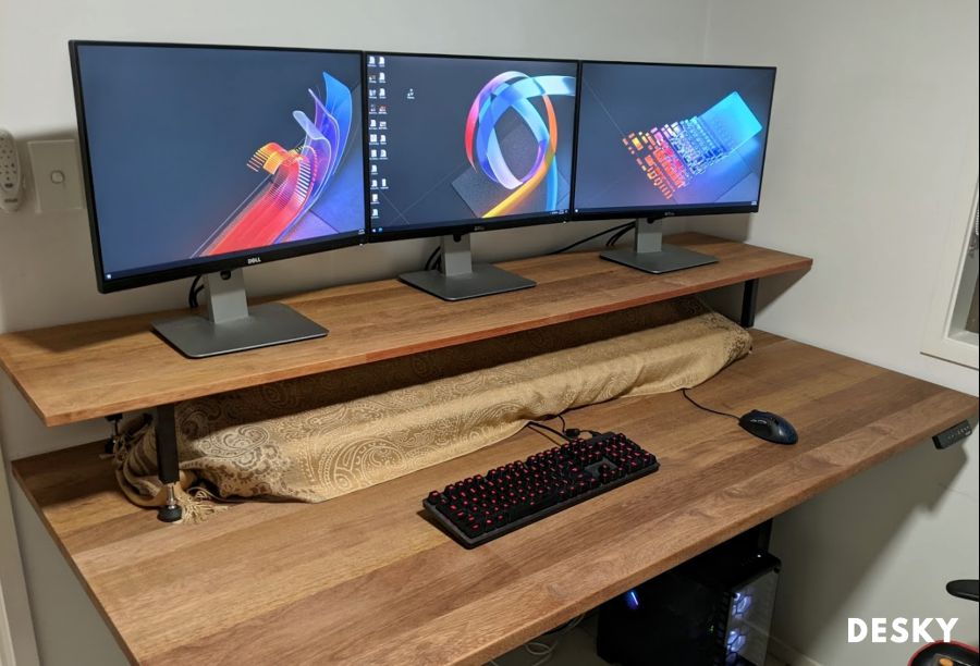 Standing Desk with dual monitors