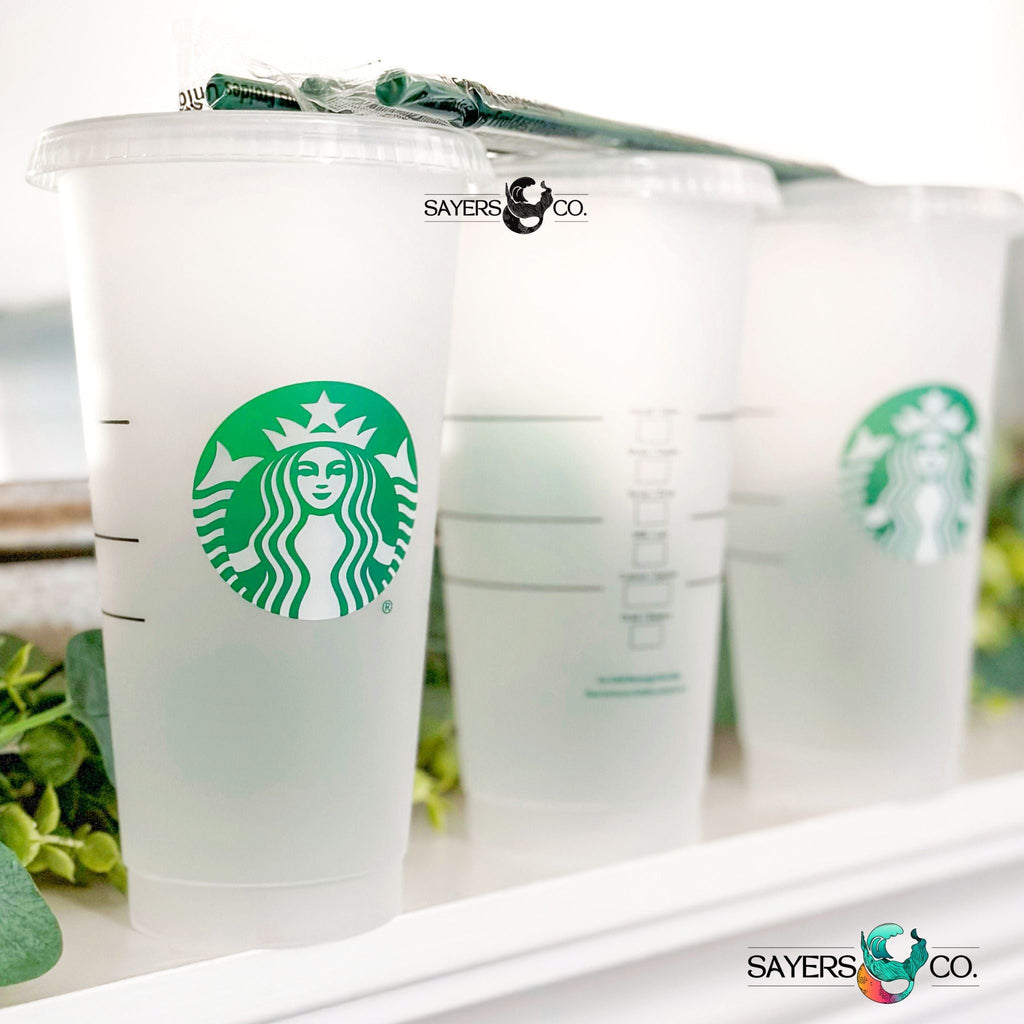 https://cdn.shopify.com/s/files/1/0413/7015/7211/products/Starbucks-Blank-24oz-Cold-Cups-Custom_1024x1024.jpg?v=1693033571