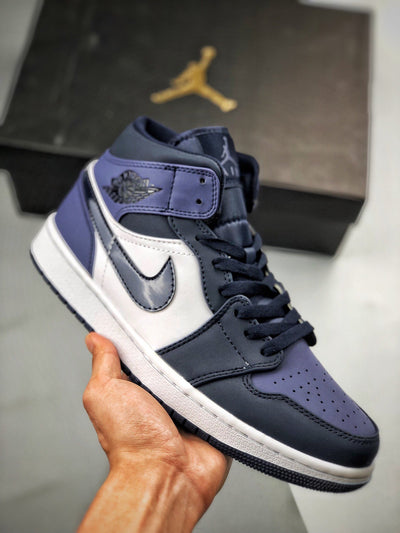 nike air jordan 1 mid style