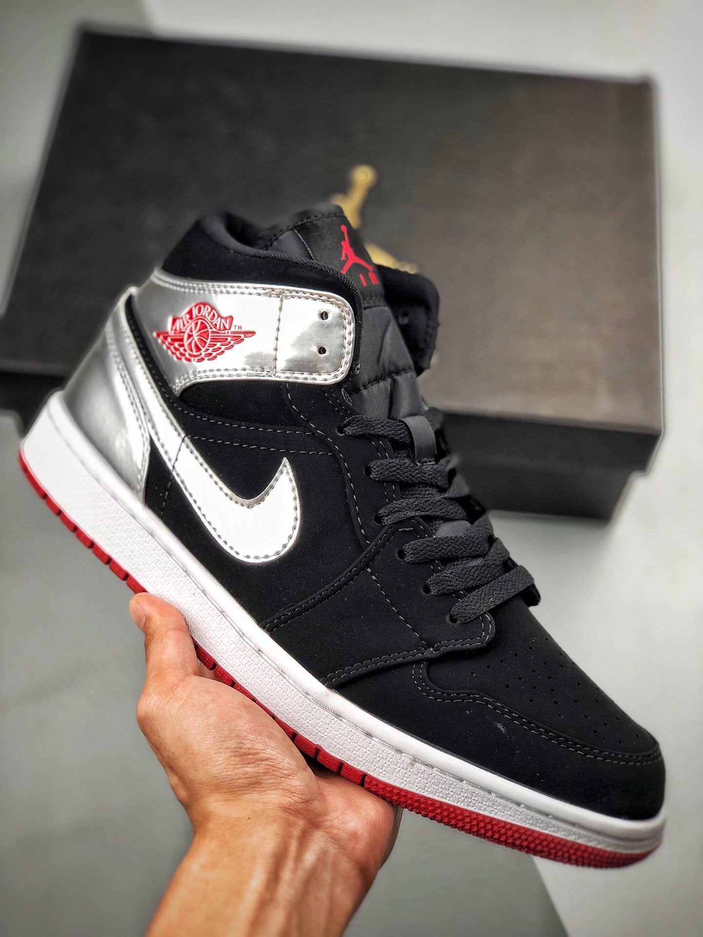 ギフト ナイキ1 NIKE AIR JORDAN 1 MID JOHNNY KILROY asakusa.sub.jp