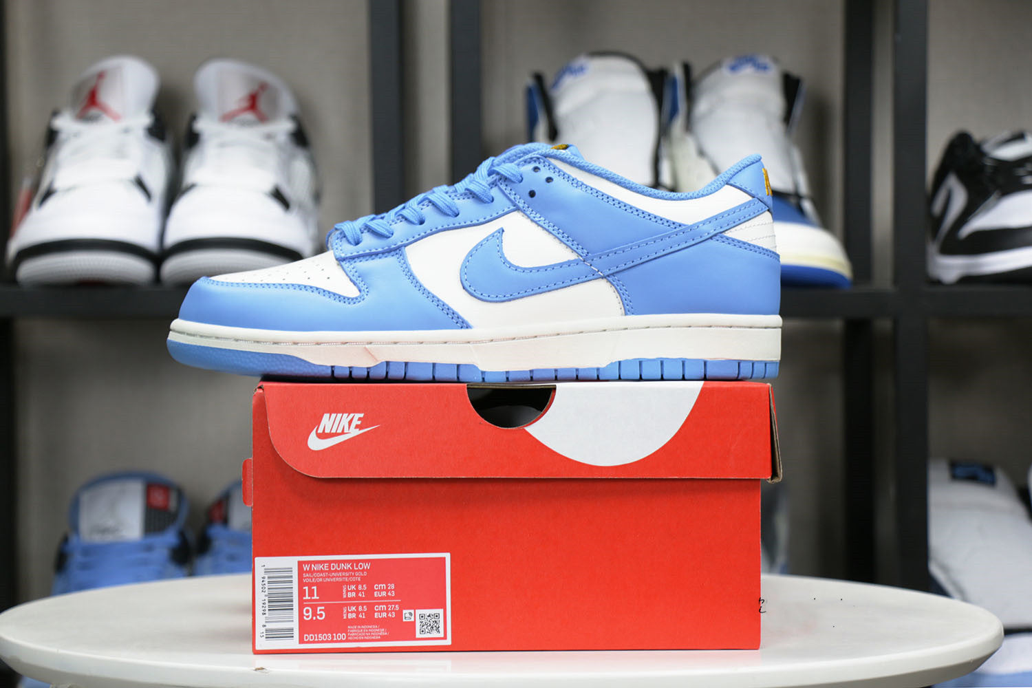 nike dunk lows unc