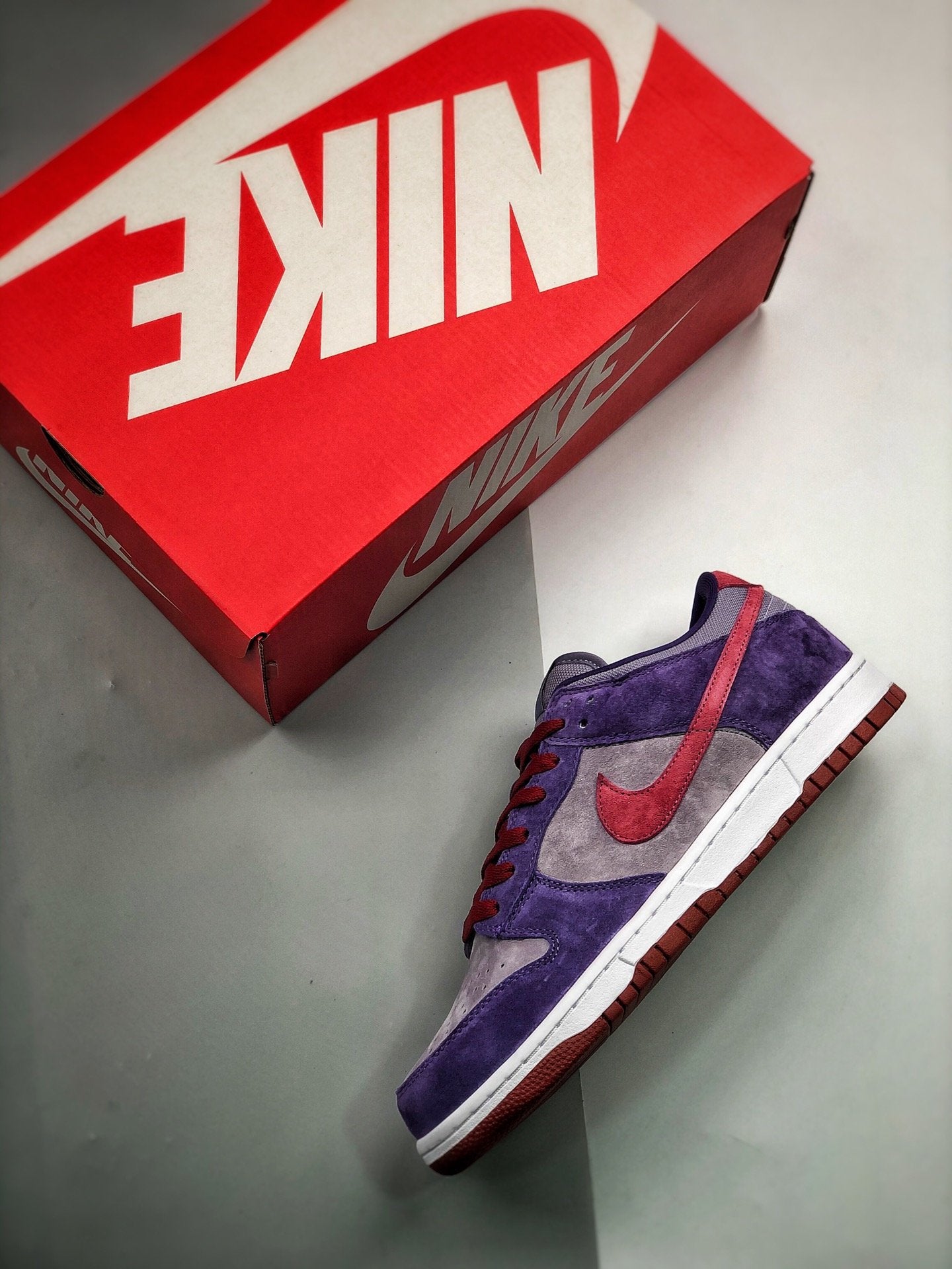 plum nike dunk