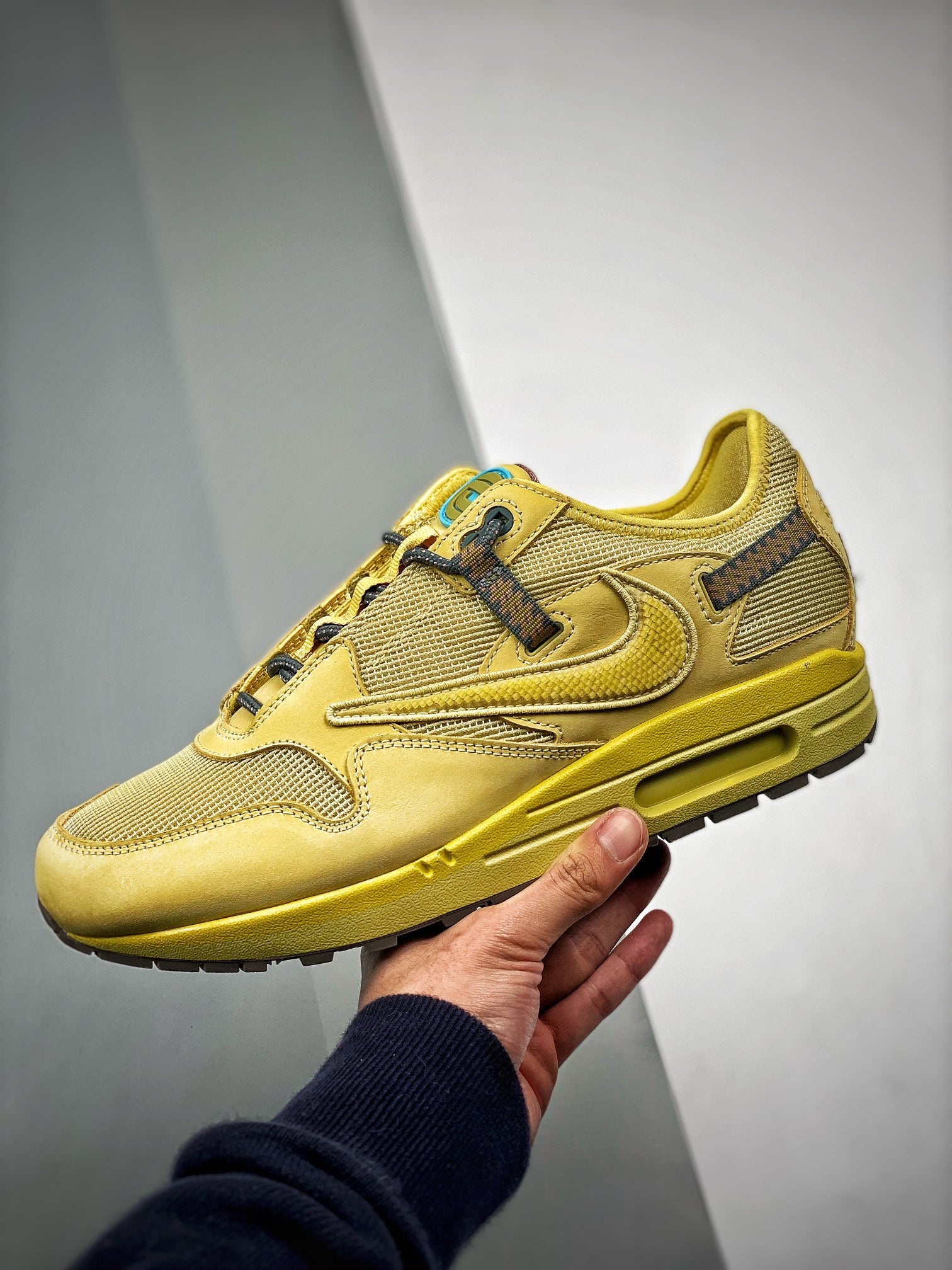 TravisScott × Nike AM1 CACT.US Gold 27cm - スニーカー