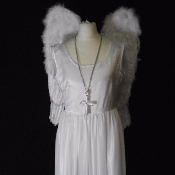 romeo and juliet white dress