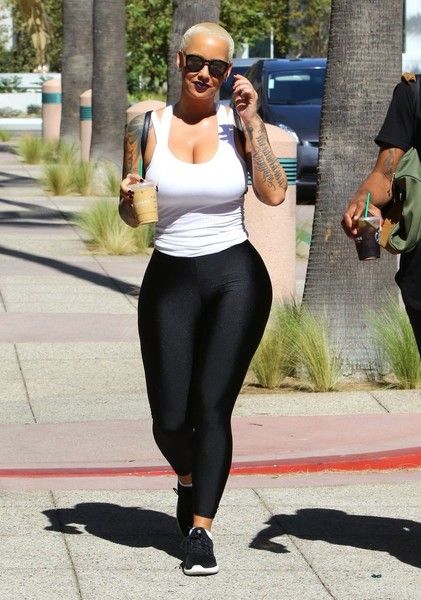 E Cup - What's the Difference among C, D and E? Amber Rose, Source: www.zimbio.com