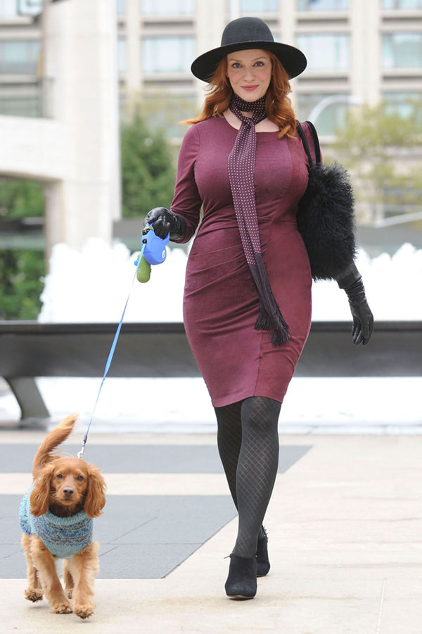 Is G Cup Big? Let's Talk about It. Christina Hendricks, Source: www.thecut.com