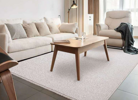 裝飾小客廳的技巧-淺色地毯放大地板面積