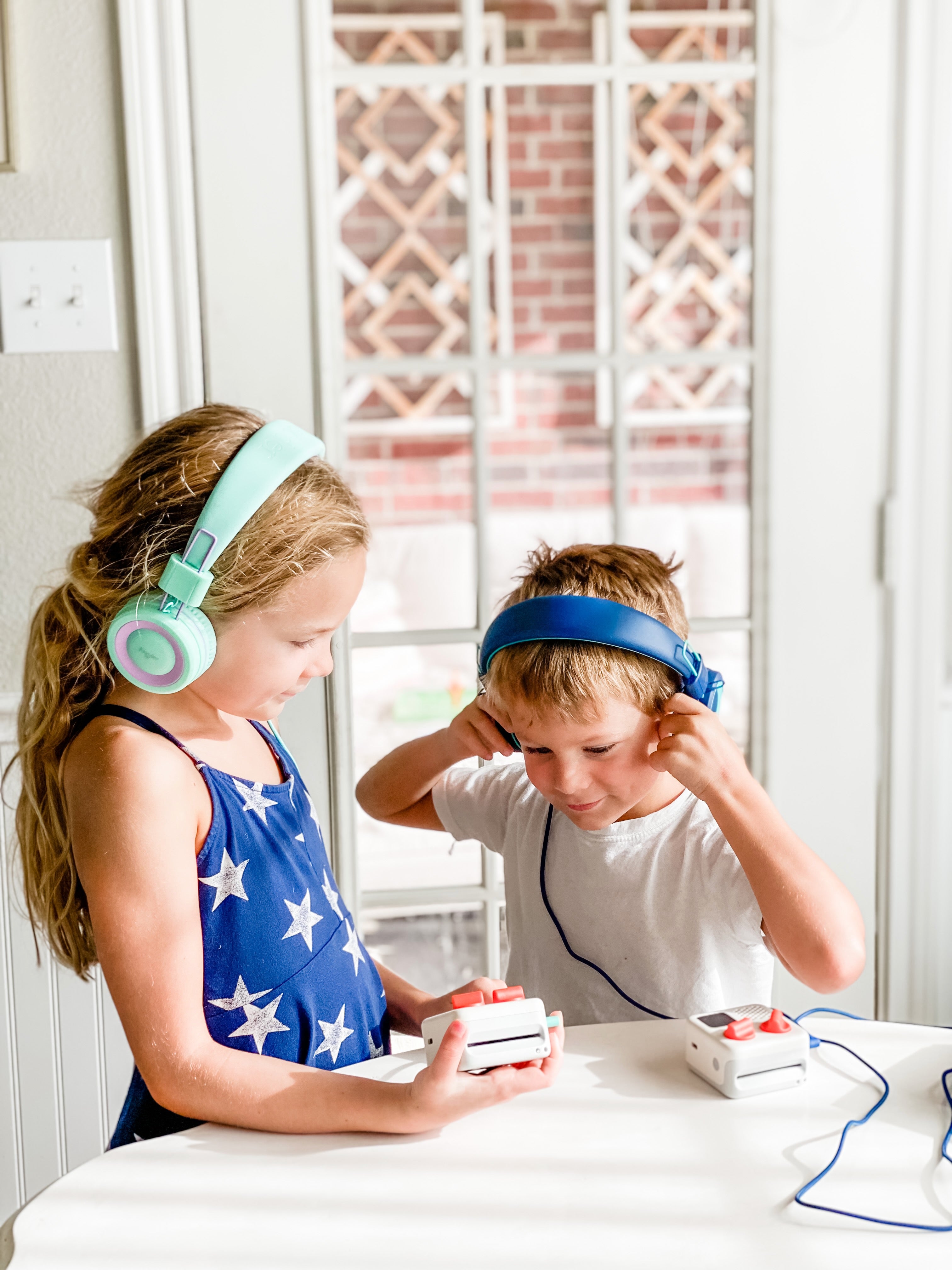 Yoto audio player lets kids listen - South African Mom Blogs